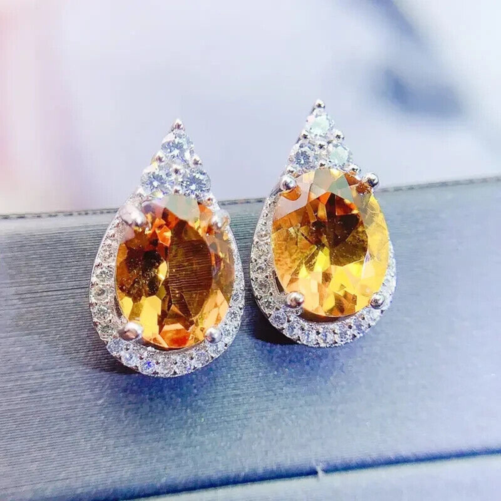 Natural Citrine Gemstone Earrings 7x9mm Oval Cut