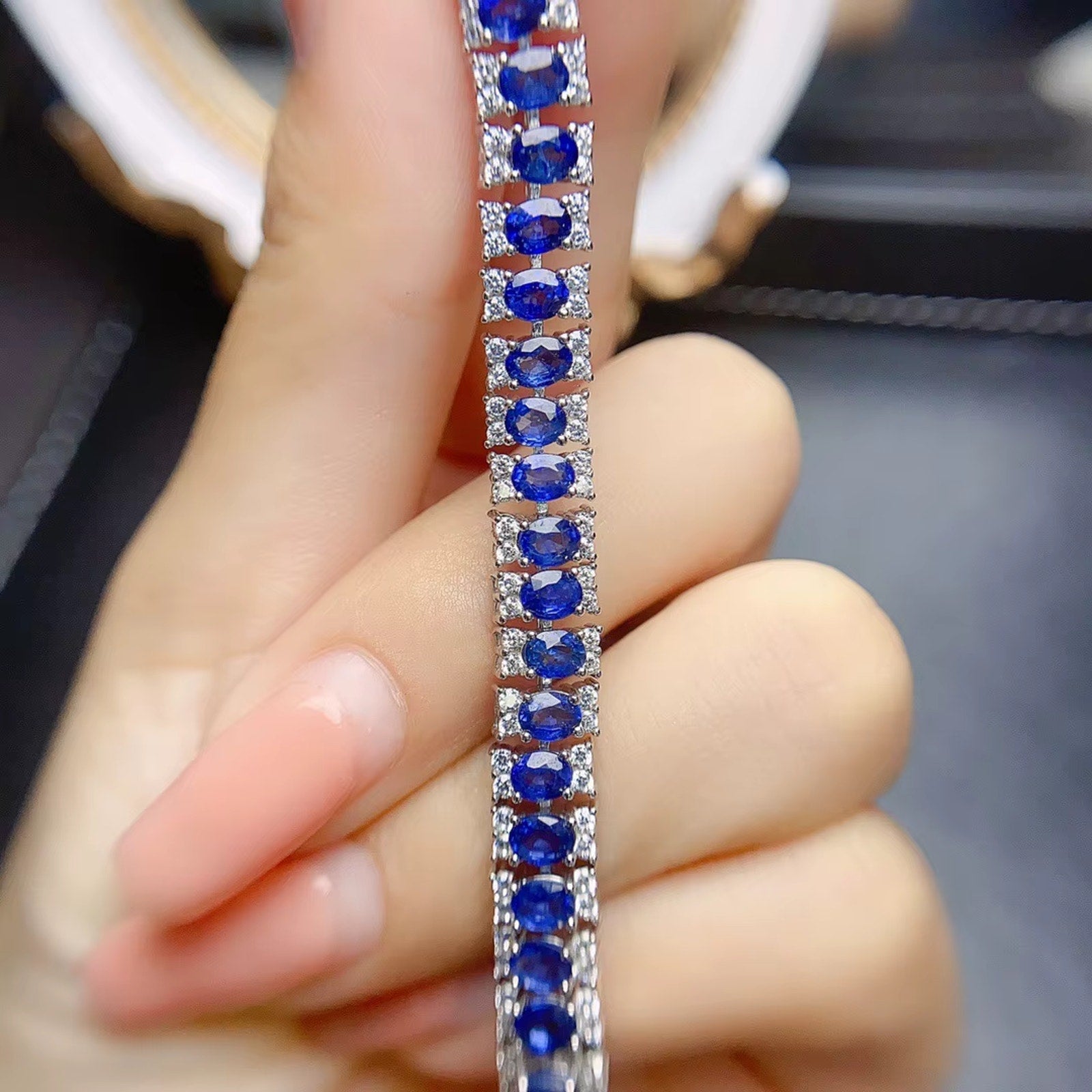 Natural Blue Sapphire Tennis Bracelet Platinum Plated Sterling Silver VVS Grade