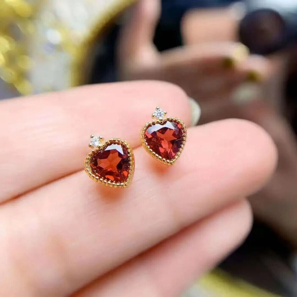 Natural Garnet Heart Shaped Stud Earrings 6mm