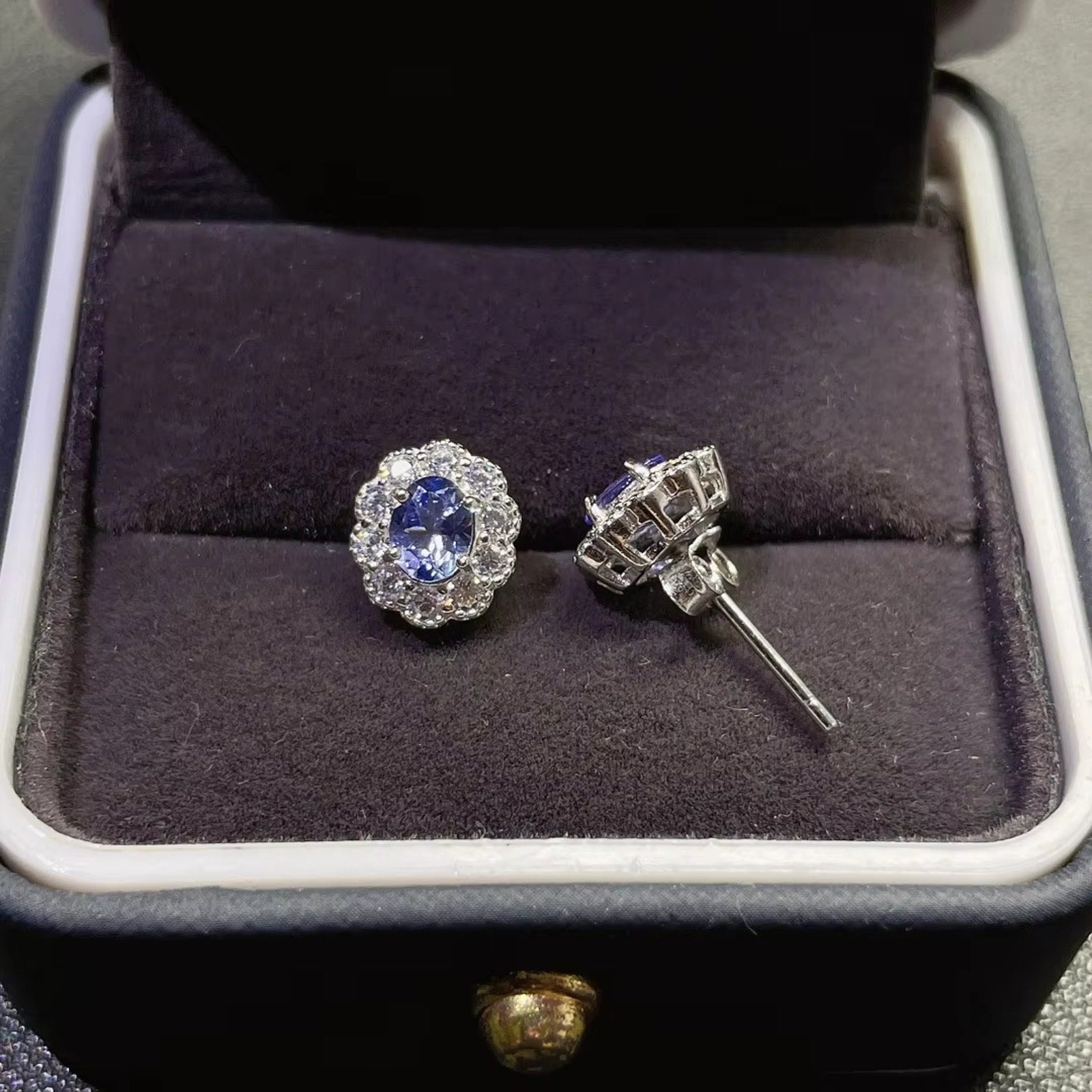 925 Sterling Silver 0.6Ct Tanzanite Oval 4x5mm Stud Earrings Women