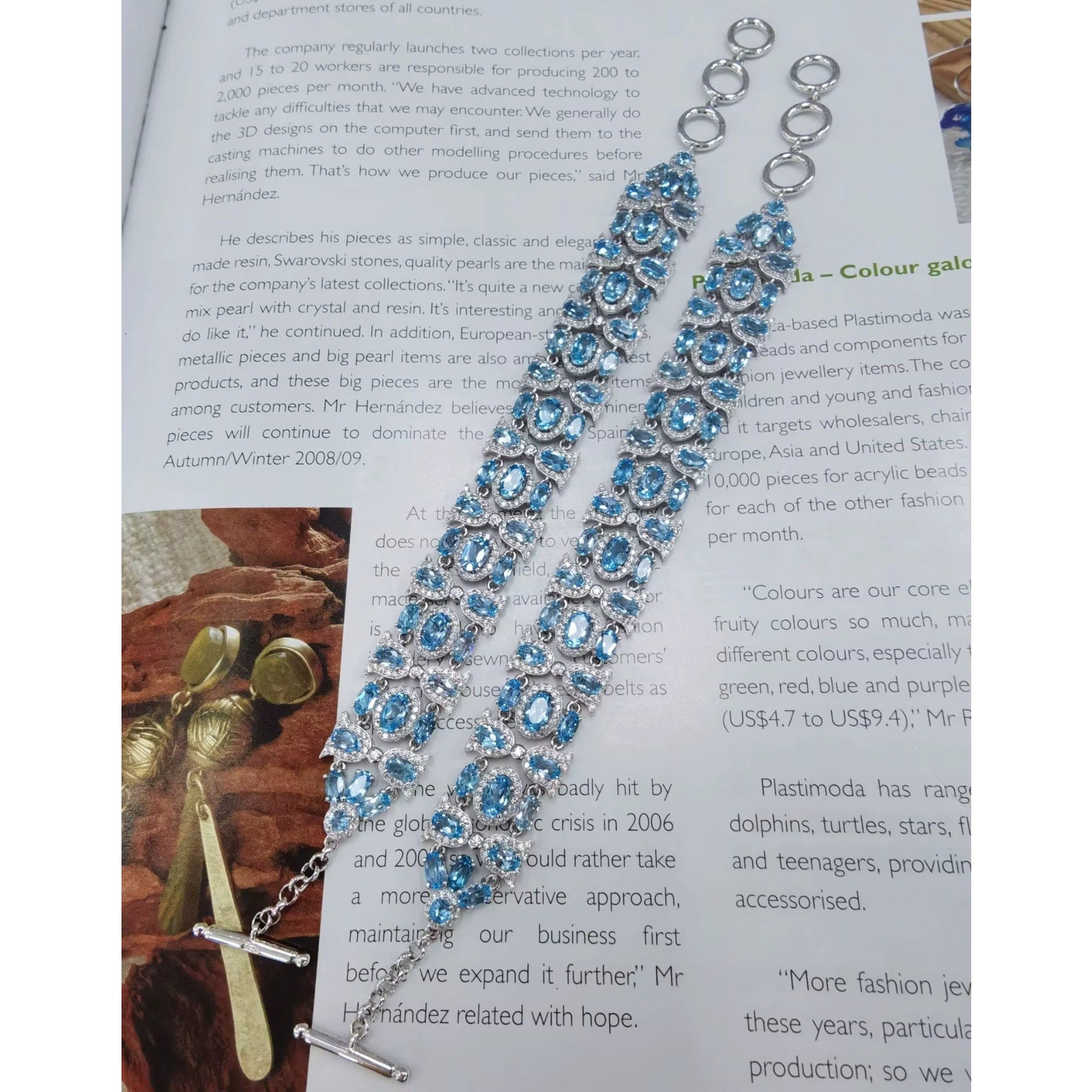 925 Silver Polished Natural Swiss Blue Topaz 4x6mm Oval-Cut Link Tennis Bracelet