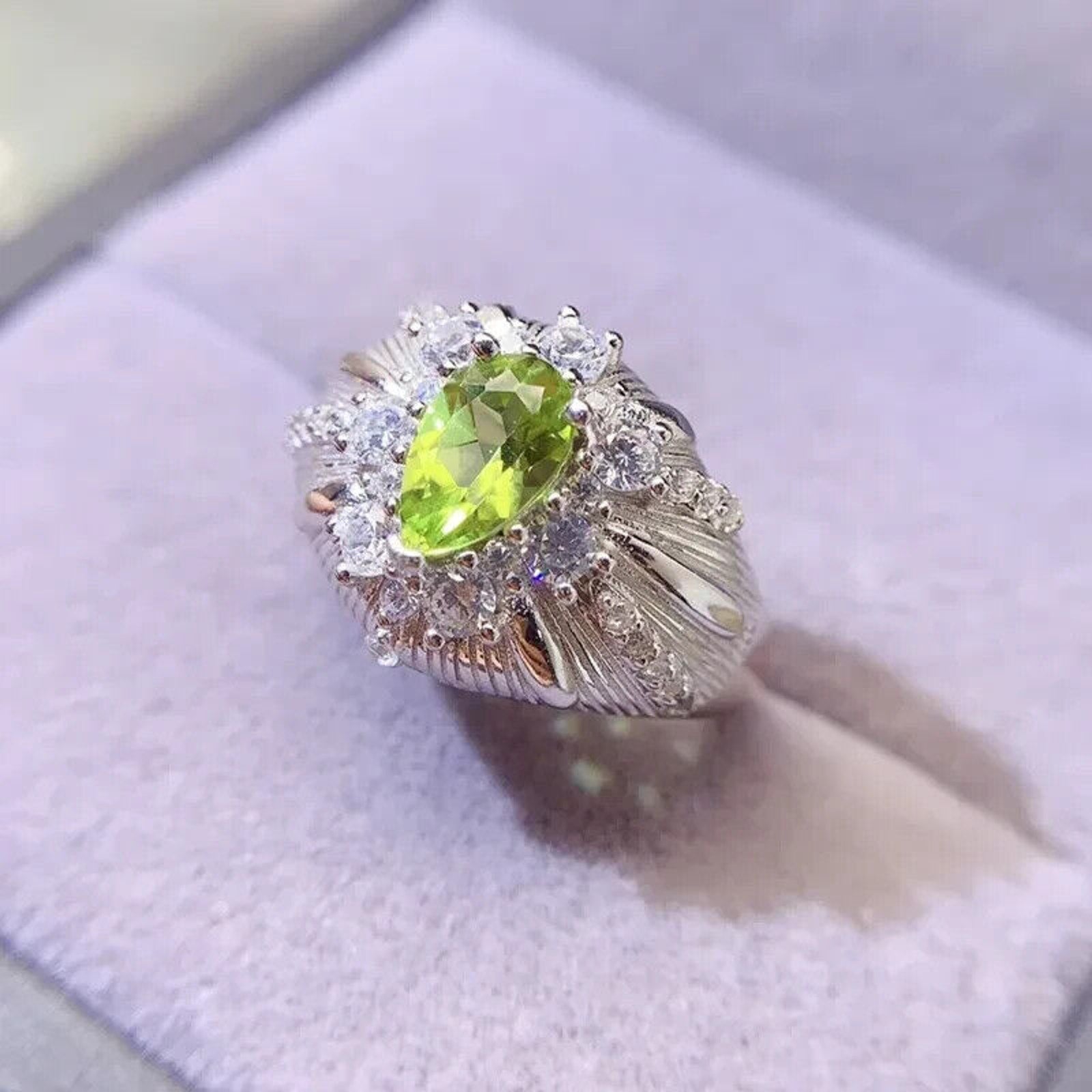 Natural Peridot Gemstone Ring 5x8mm 1CT, Peridot Statement Ring Sterling Silver