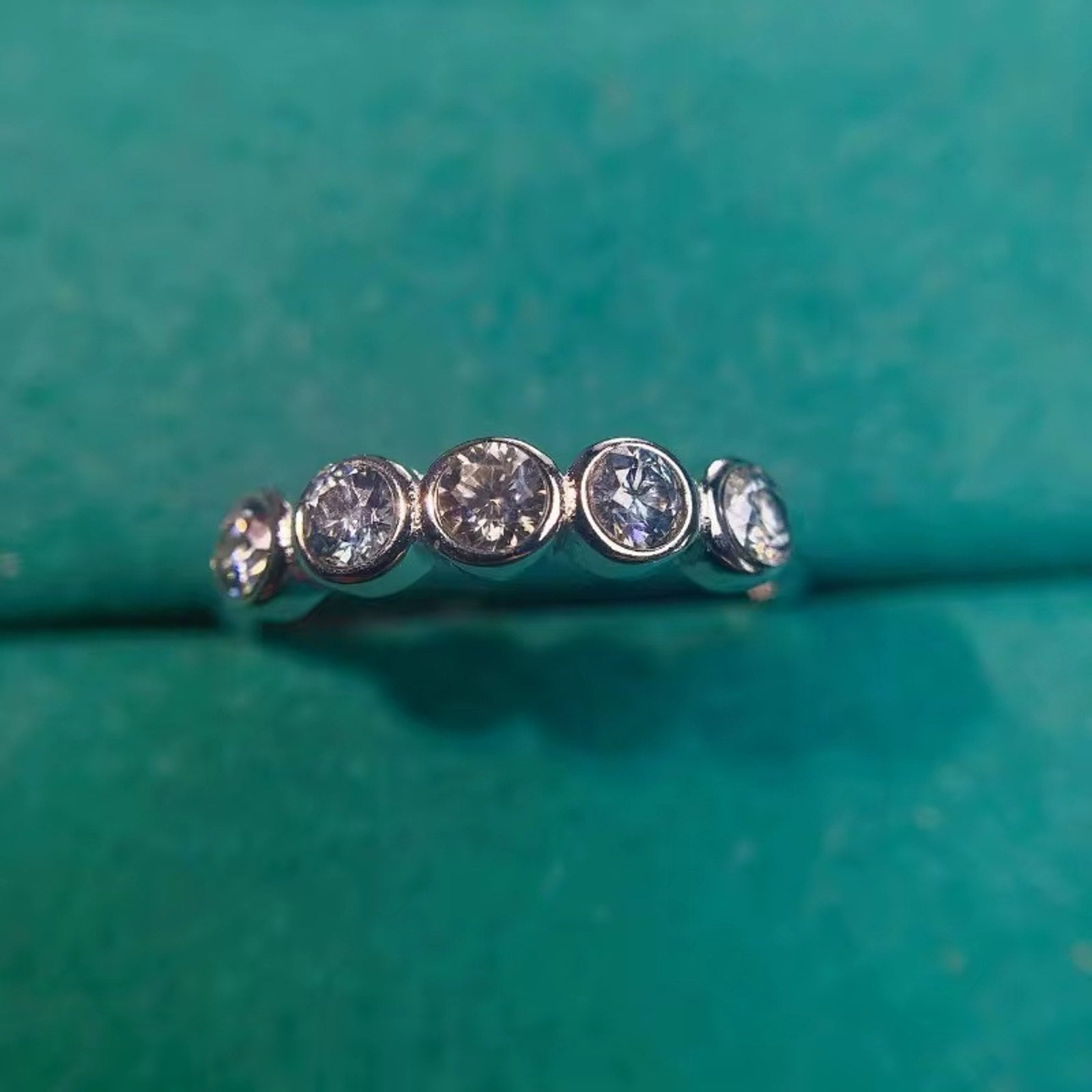 VVS1 Gray Moissanite Ring Bezel Setting 925 Sterling Silver Moissanite Ring