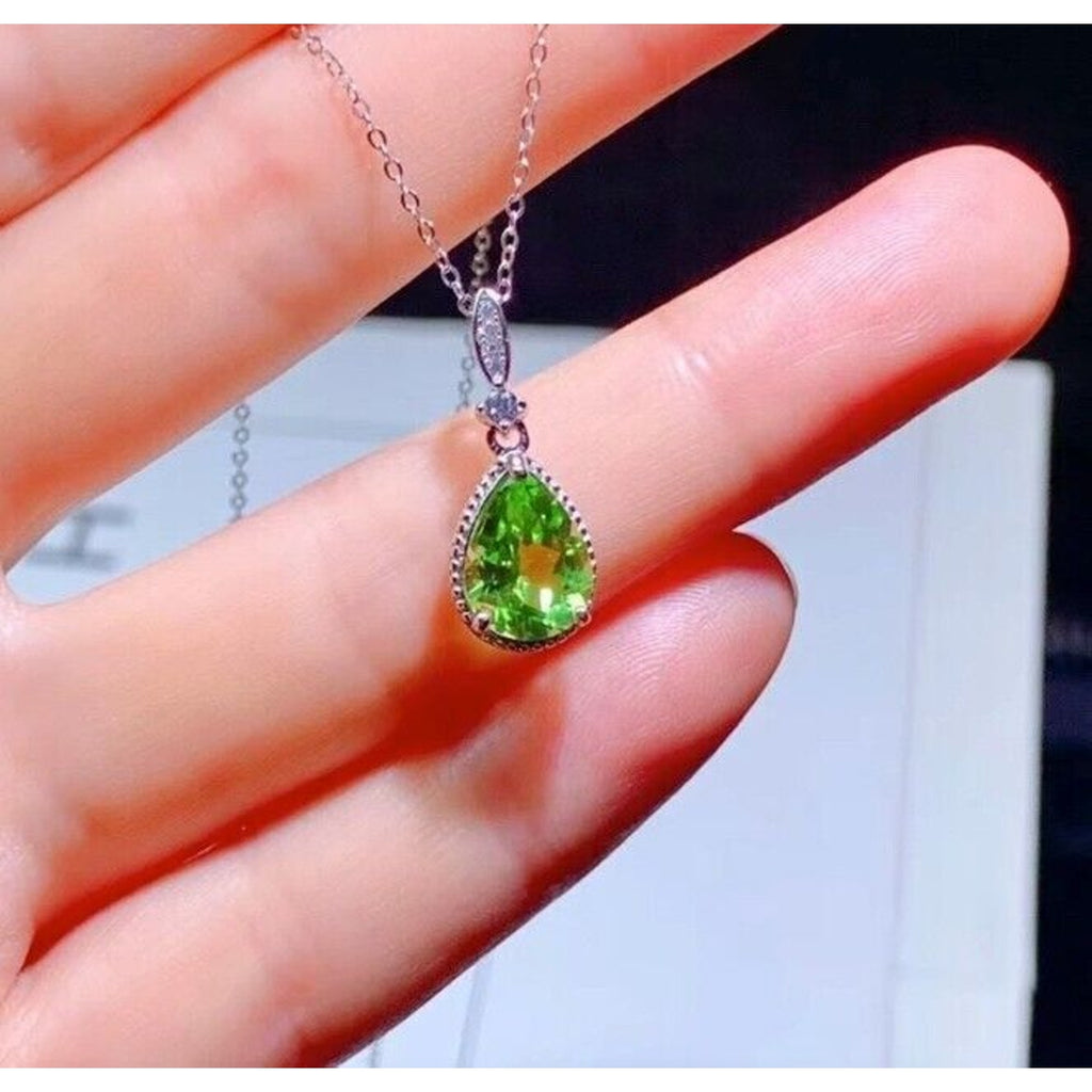 Peridot Gemstone Pendant Necklace, August Birthstone Peridot Pendant 7x9mm 1.5CT