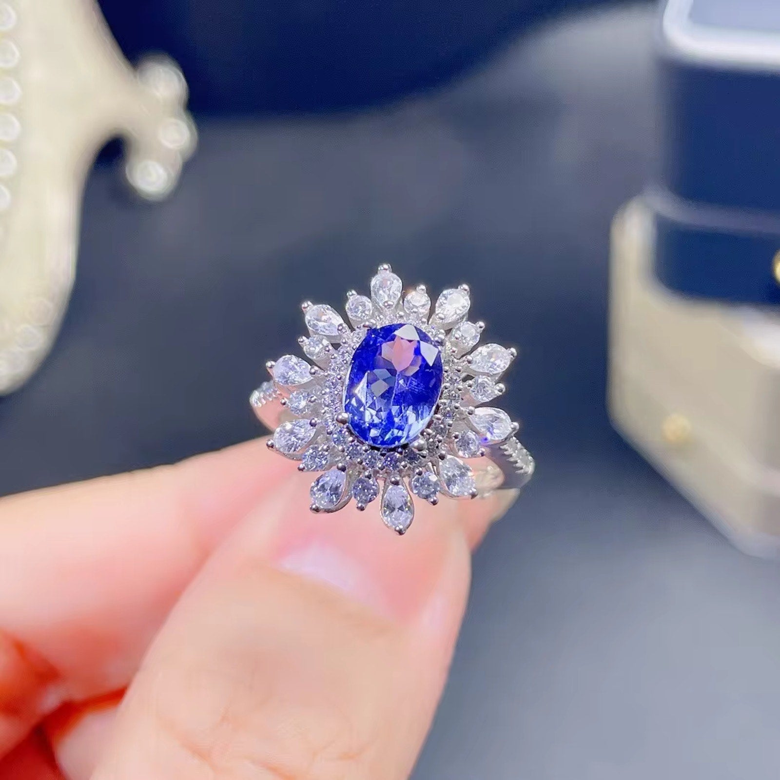 Tanzanite Ring, Natural Tanzanite Cluster Ring, Purple Tanzanite Ring 6x8mm