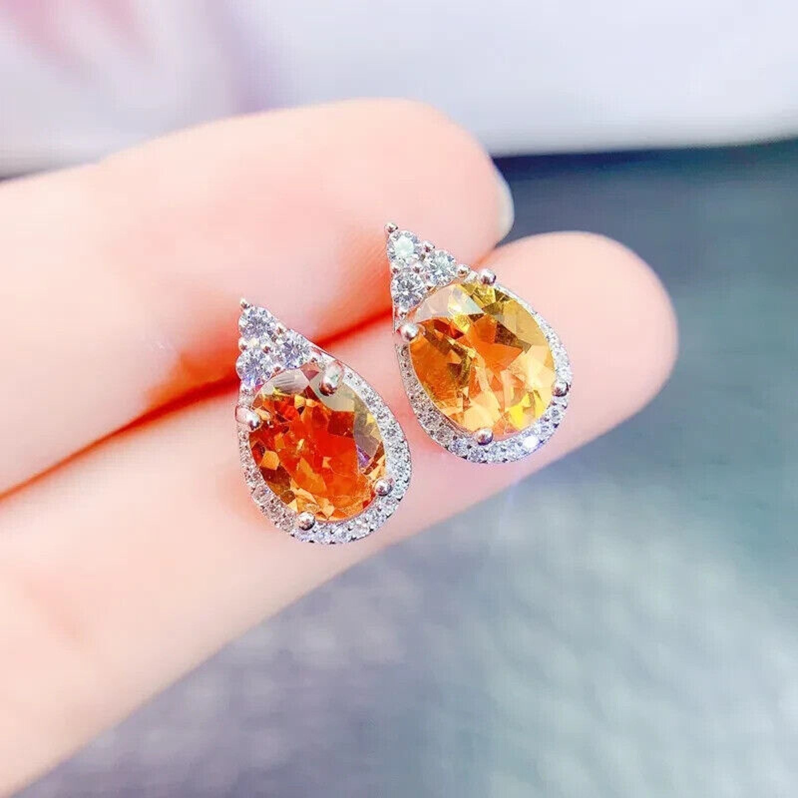 Natural Citrine Gemstone Earrings 7x9mm Oval Cut