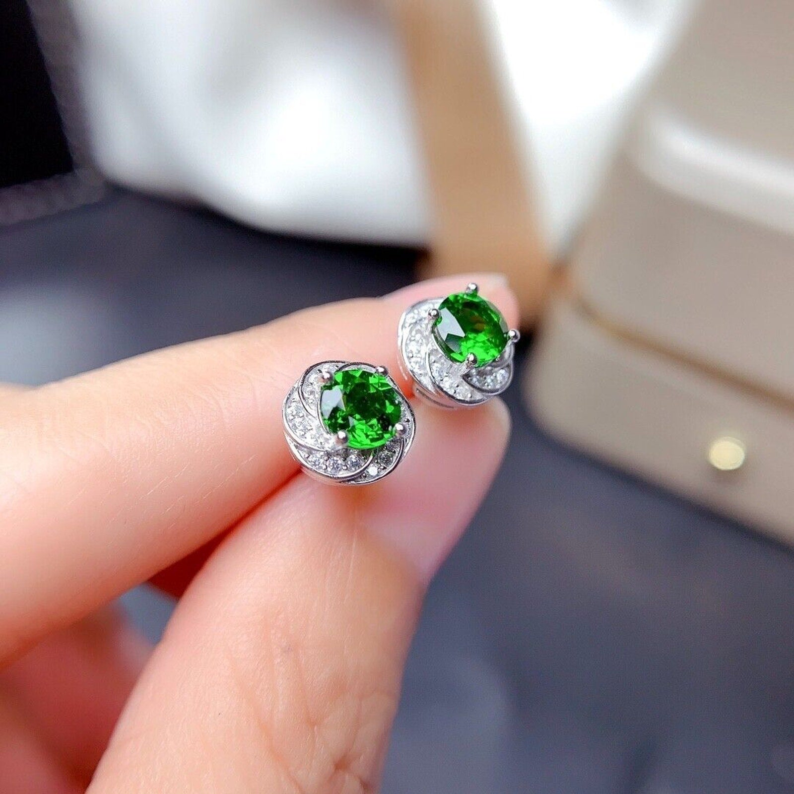 Natural Chrome Diopside Stud Earrings VVS Grade 925 Sterling Silver 5mm