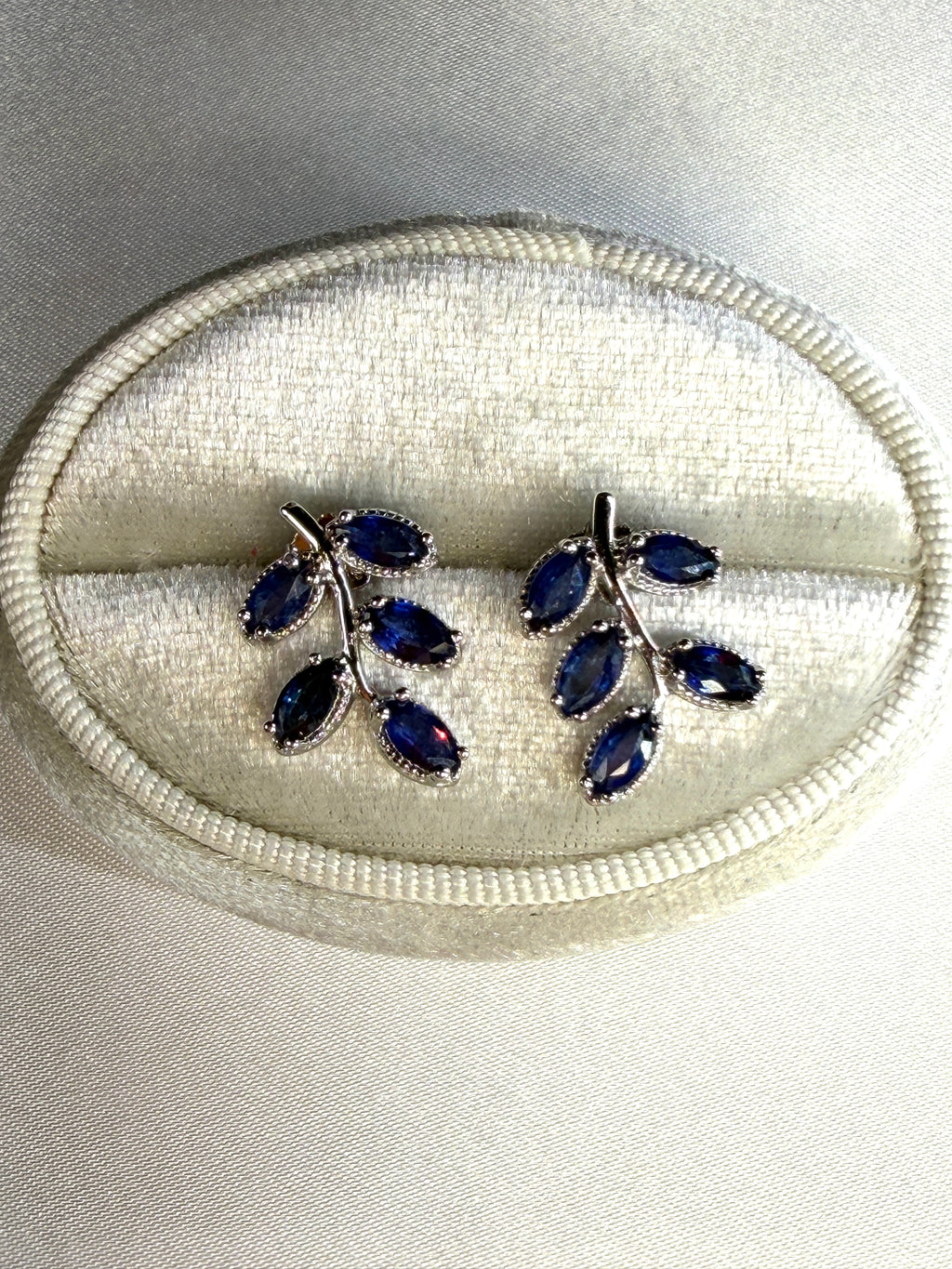 Bright Blue Sapphire Leaf Earrings 3x4mm