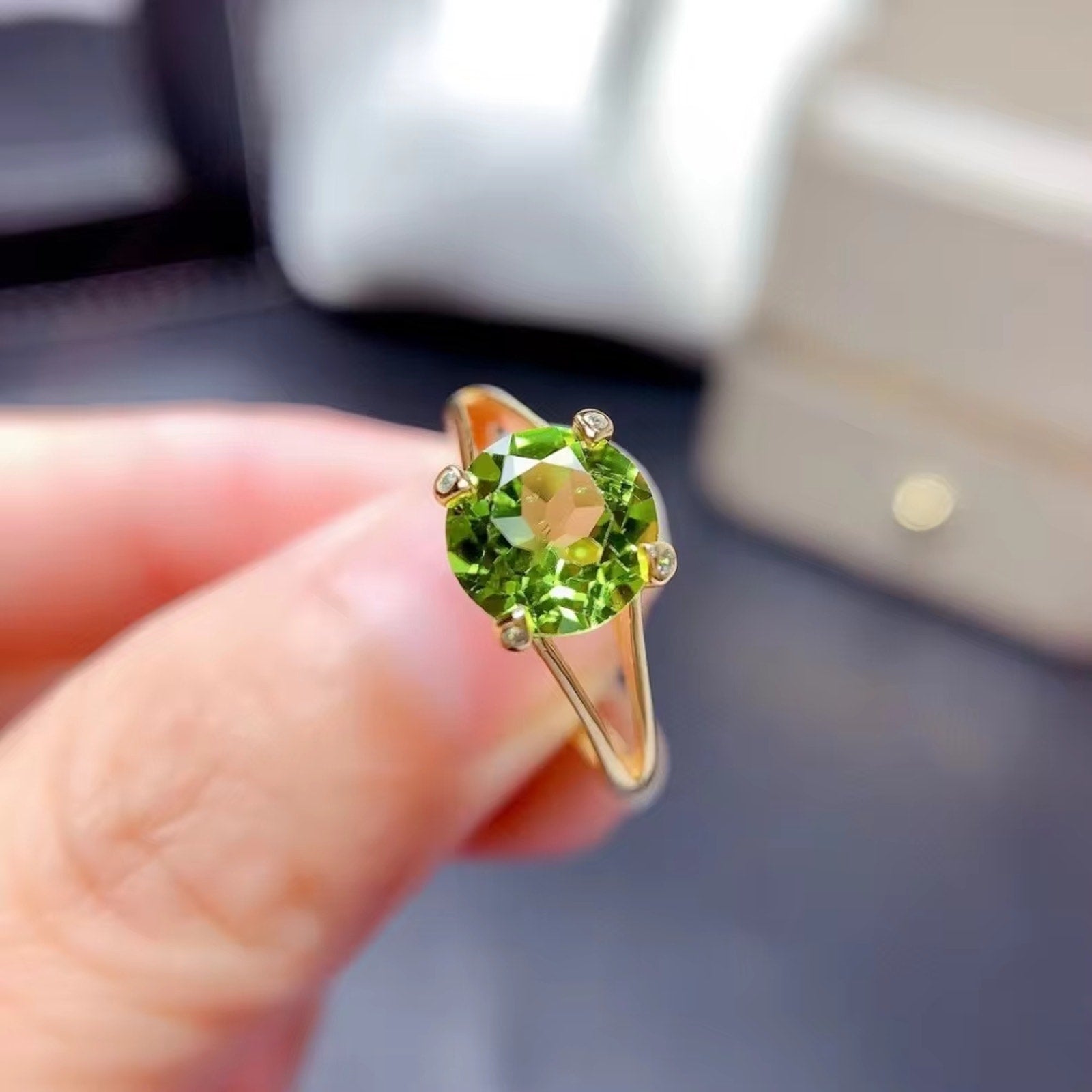 Natural Peridot Ring, August Birthstone Peridot Ring 925 Sterling Silver 8mm