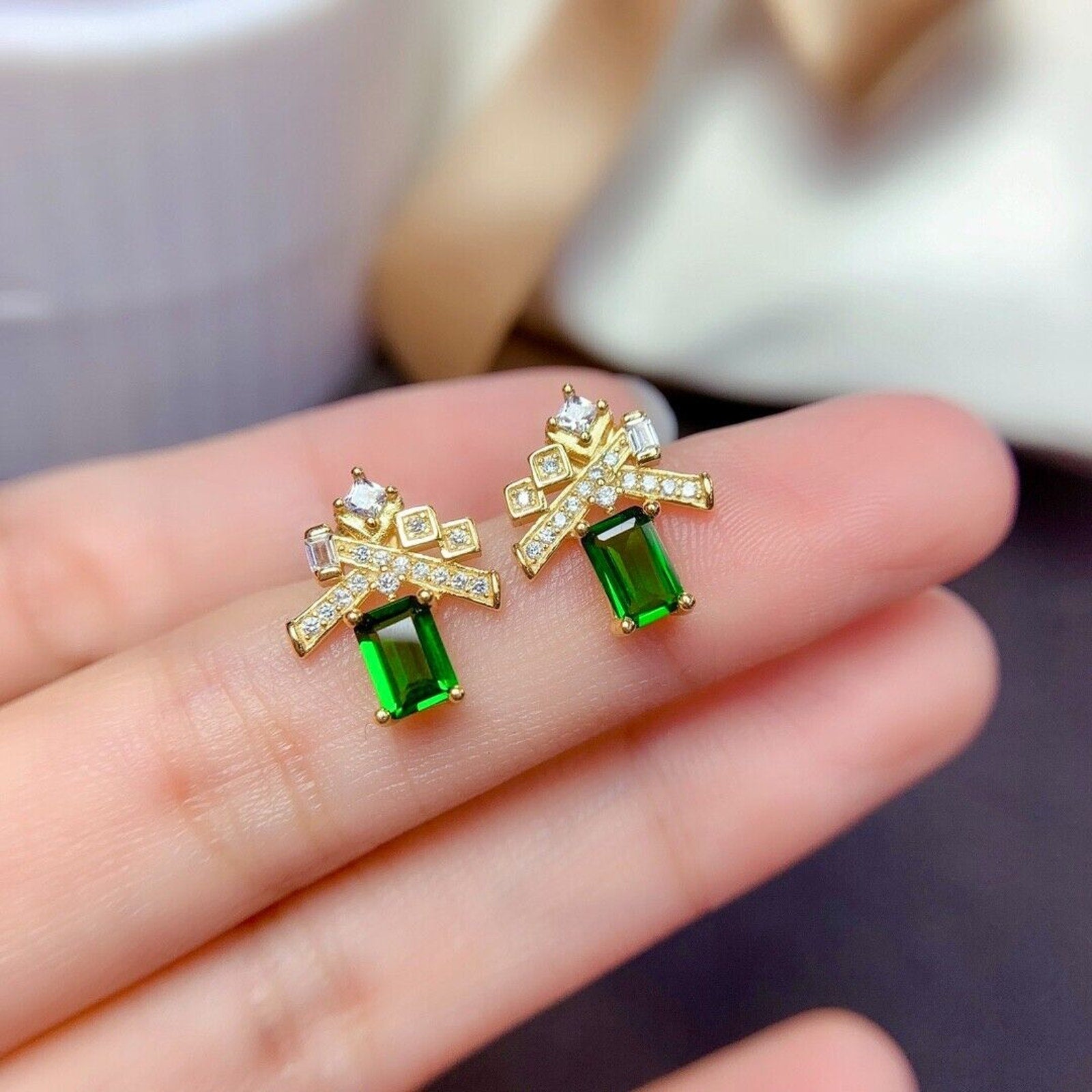 Natural Chrome Diopside Stud Earrings VVS Grade 925 Sterling Silver 4x6mm
