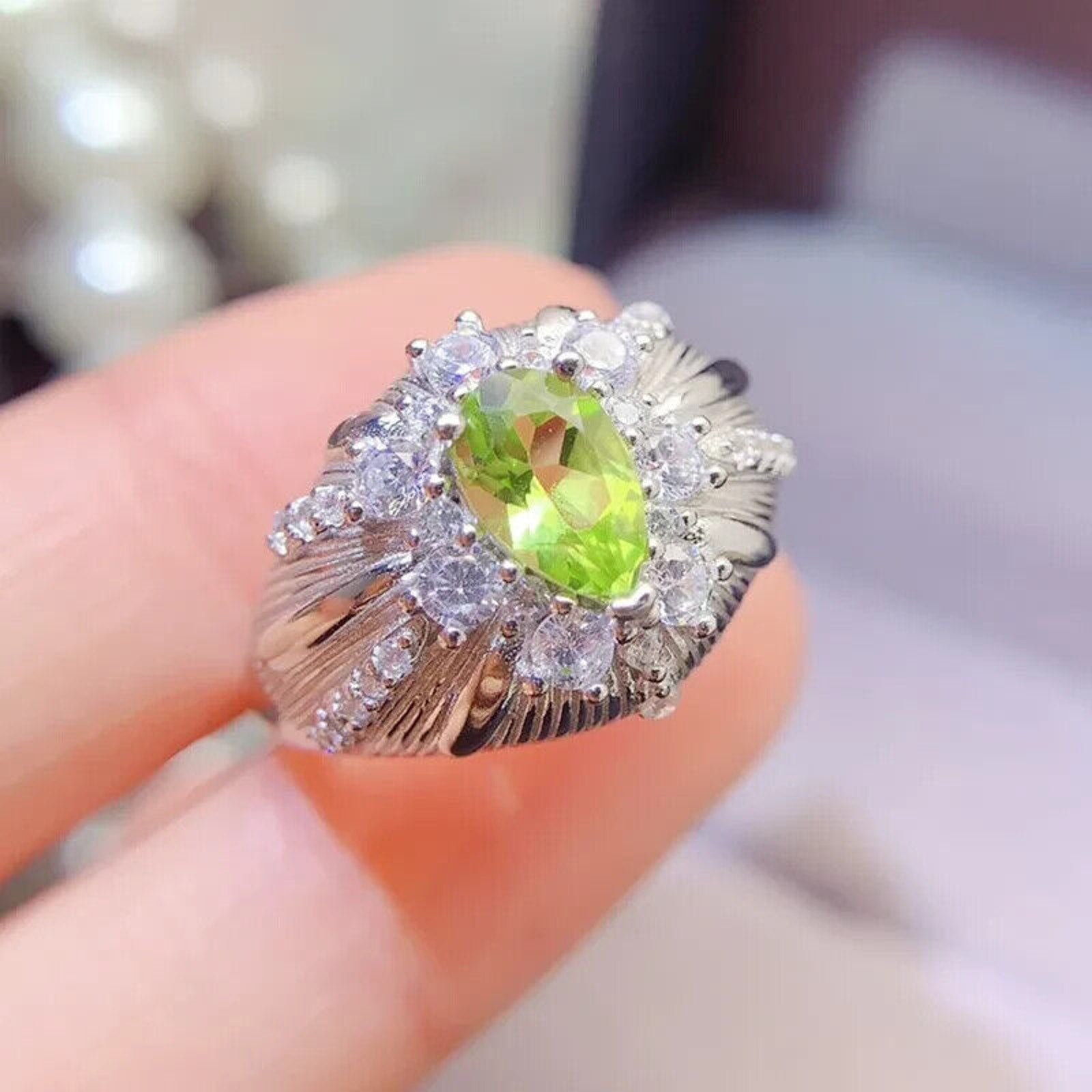 Natural Peridot Gemstone Ring 5x8mm 1CT, Peridot Statement Ring Sterling Silver