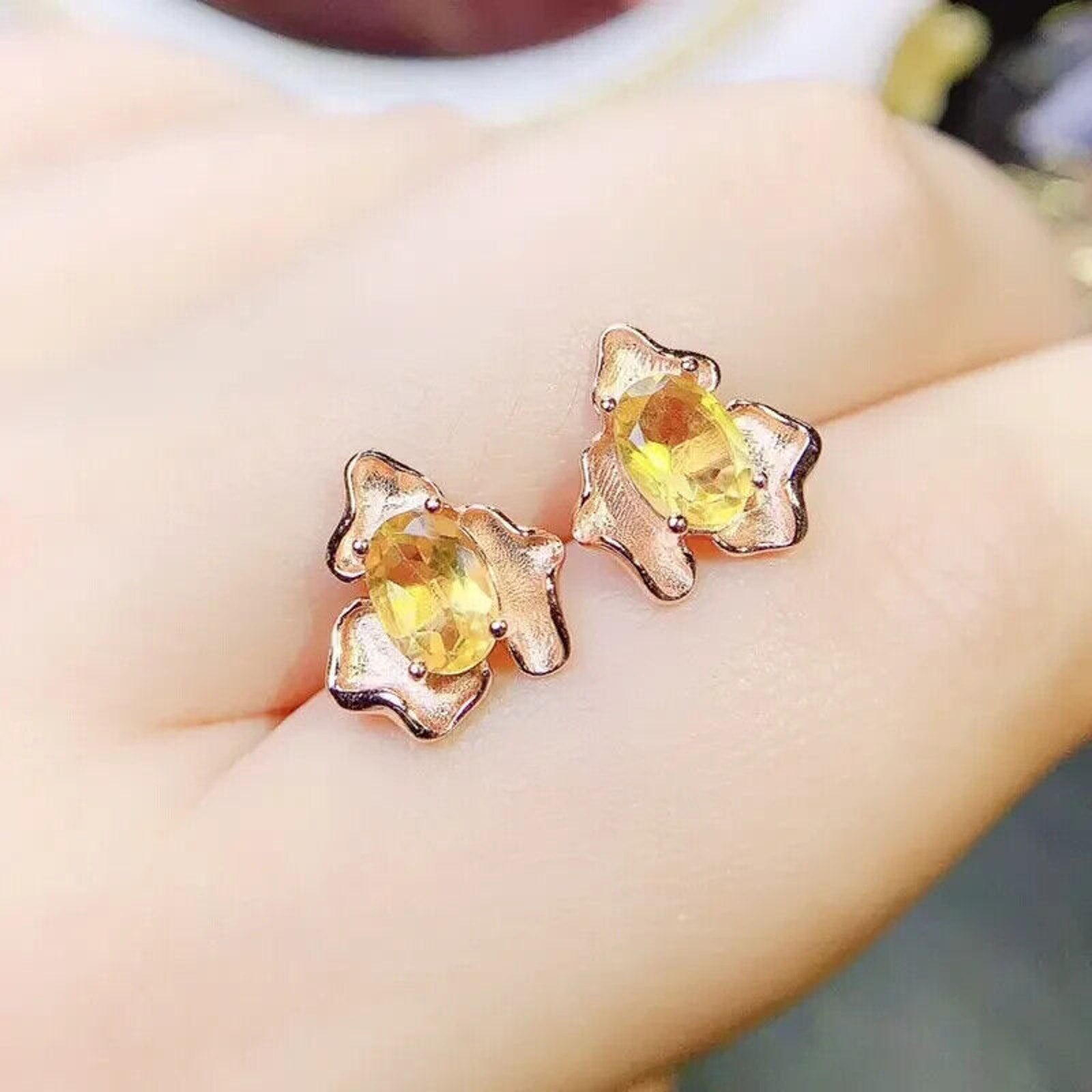 Natural Citrine Gemstone Earrings 5x7mm Oval Cut