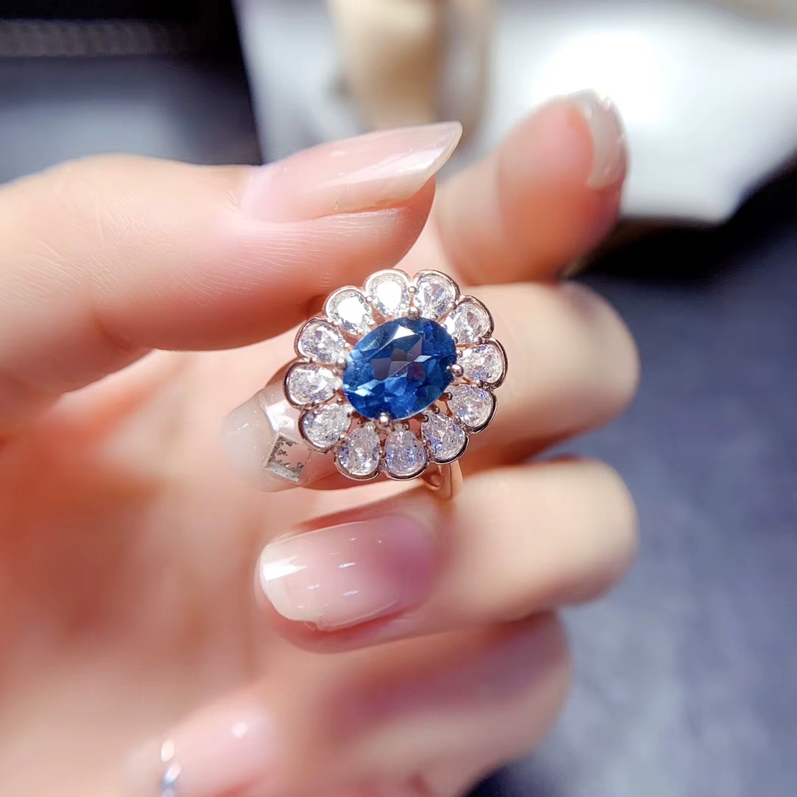 1.25 CT Oval Cut London Blue Topaz Halo Engagement Ring 925 Sterling Silver