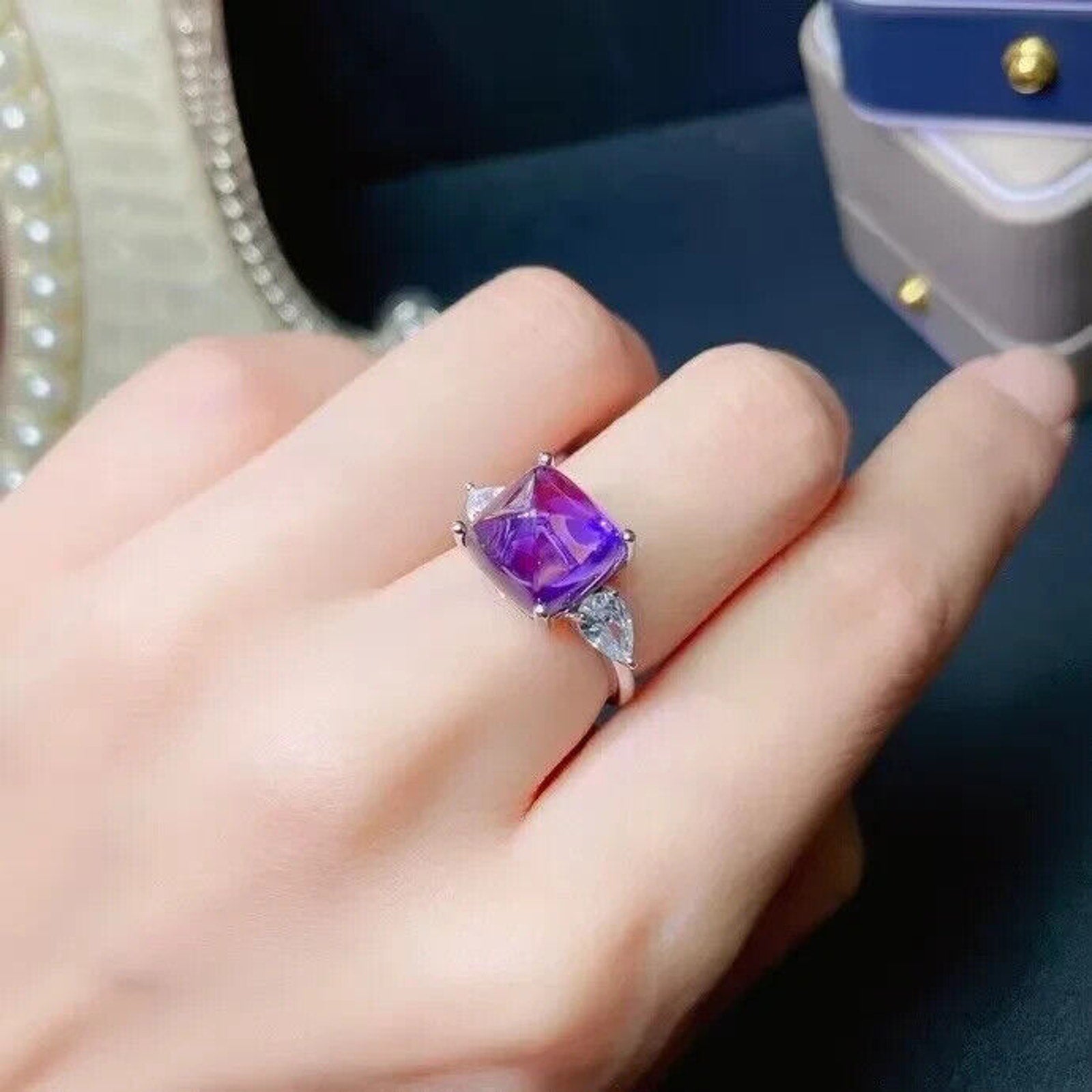 Natural Sugarloaf Cut Purple Amethyst Gemstone Ring, Amethyst Sugarloaf Ring