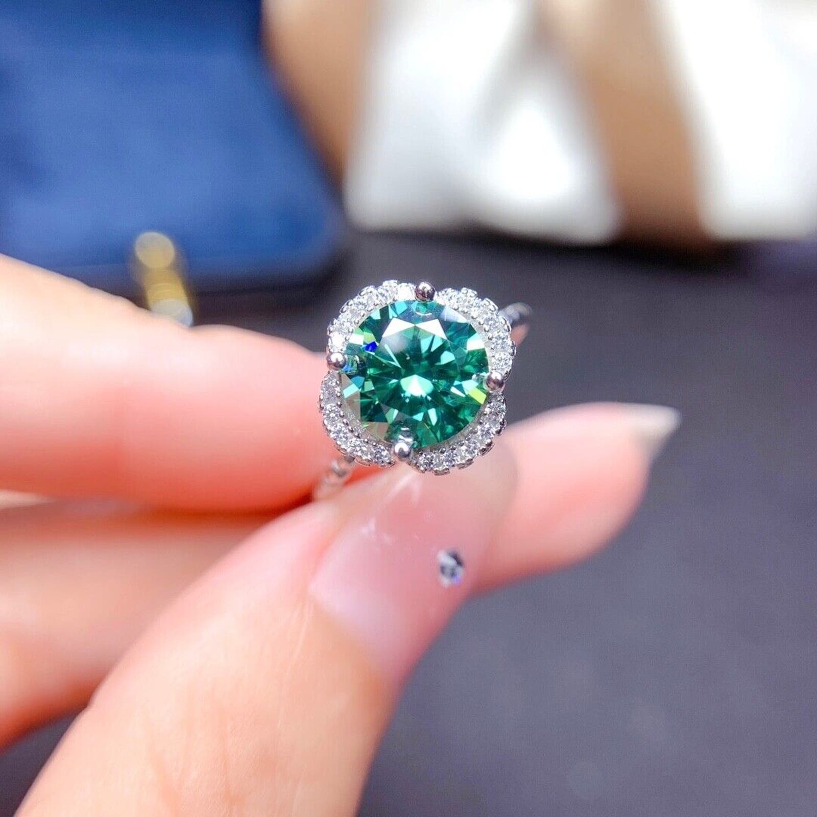 2 Carat Green Moissanite Flower Ring 8mm