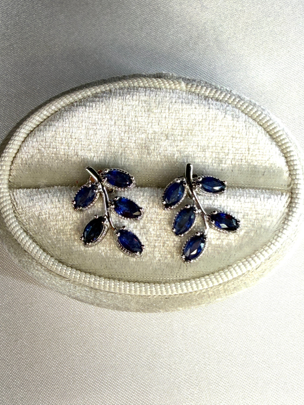 Bright Blue Sapphire Leaf Earrings 3x4mm