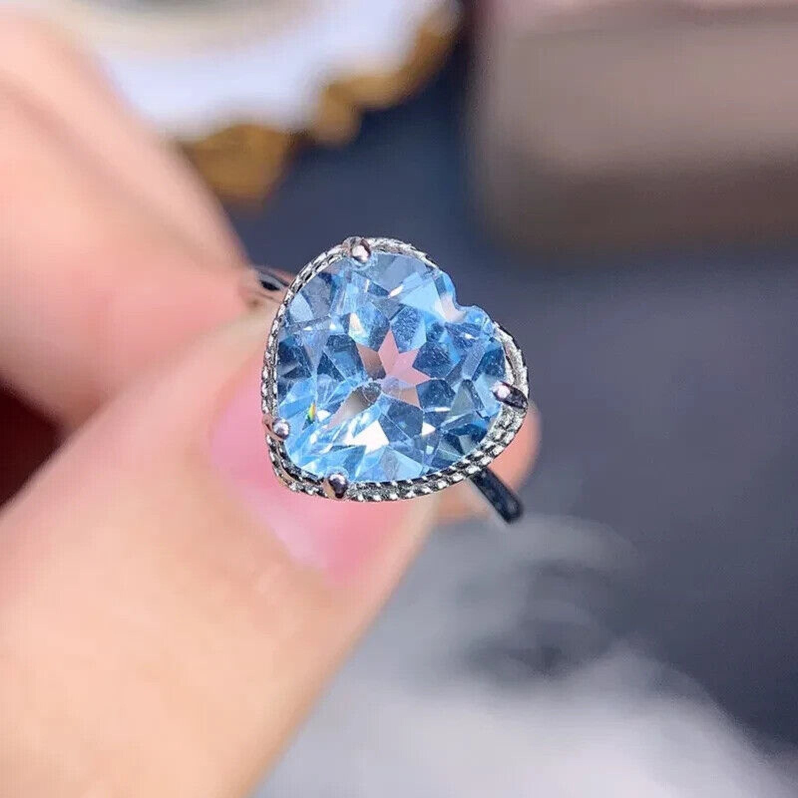 Swiss Blue Topaz Gemstone Heart Ring 7mm