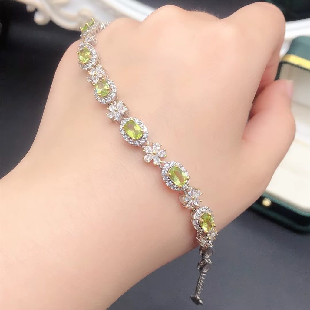 Natural Peridot August Birthstone Flower Bracelet 925 Sterling Silver 4x6mm
