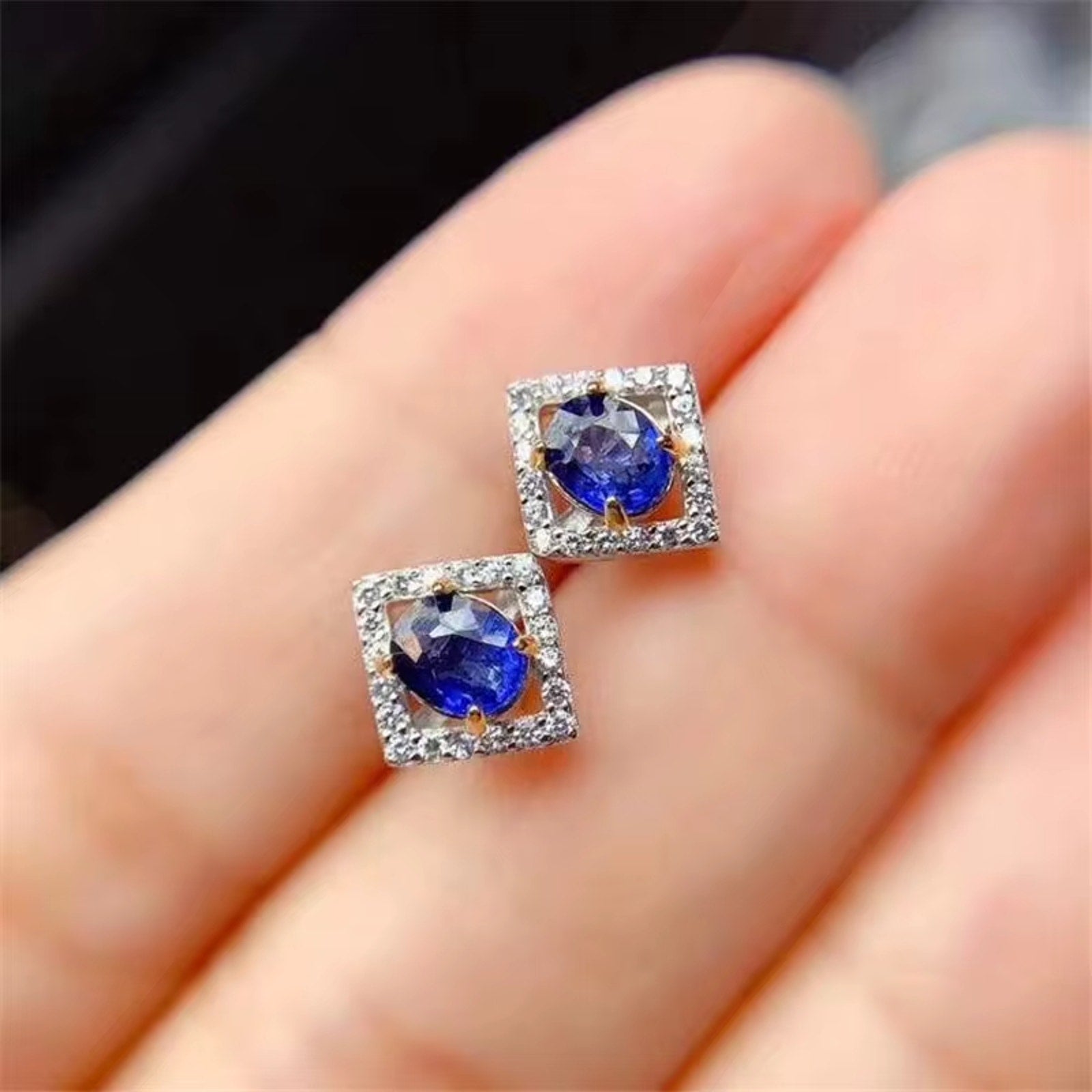 1 ct. Genuine Sapphire Round Basket set Stud Earrings in Sterling Silver