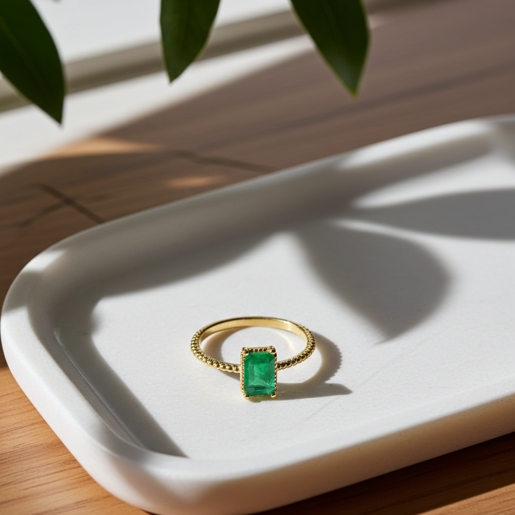 Colombian Emerald Ring 4x6mm 925 Sterling Silver Emerald Ring