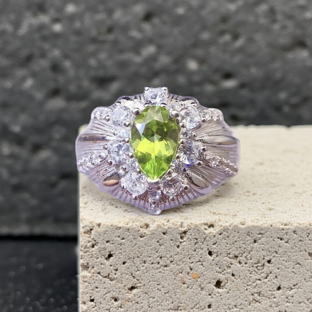 Natural Peridot Gemstone Ring 5x8mm 1CT, Peridot Statement Ring Sterling Silver