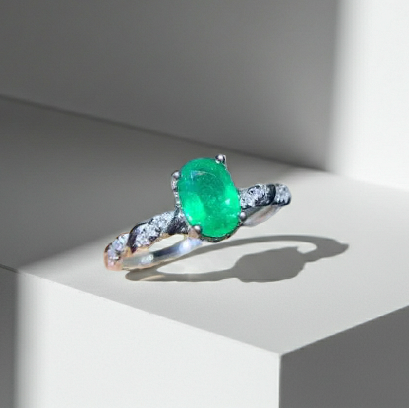 Natural Colombian Emerald Gemstone Ring 5x7mm