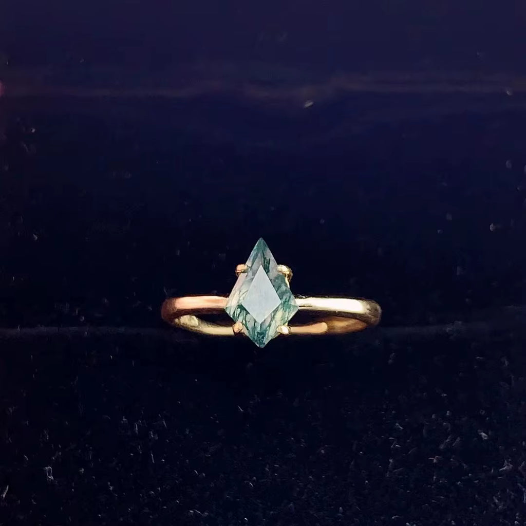 Kite Shape Moss Agate Gemstone Ring 6x9mm