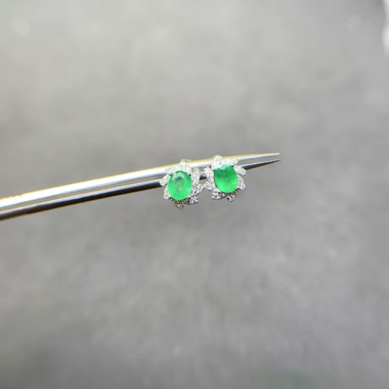 Natural 4x5mm Colombian Emerald Stud Earrings 925 Sterling Silver