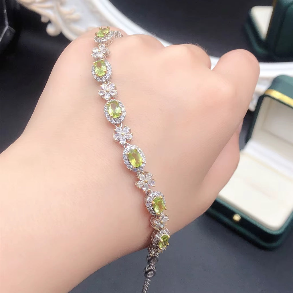 Natural Peridot August Birthstone Flower Bracelet 925 Sterling Silver 4x6mm