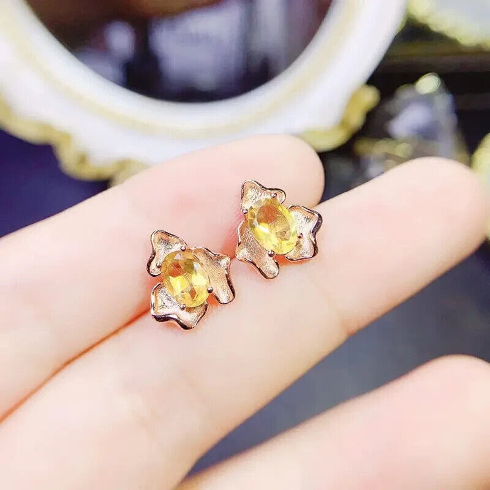 Natural Citrine Gemstone Earrings 5x7mm Oval Cut