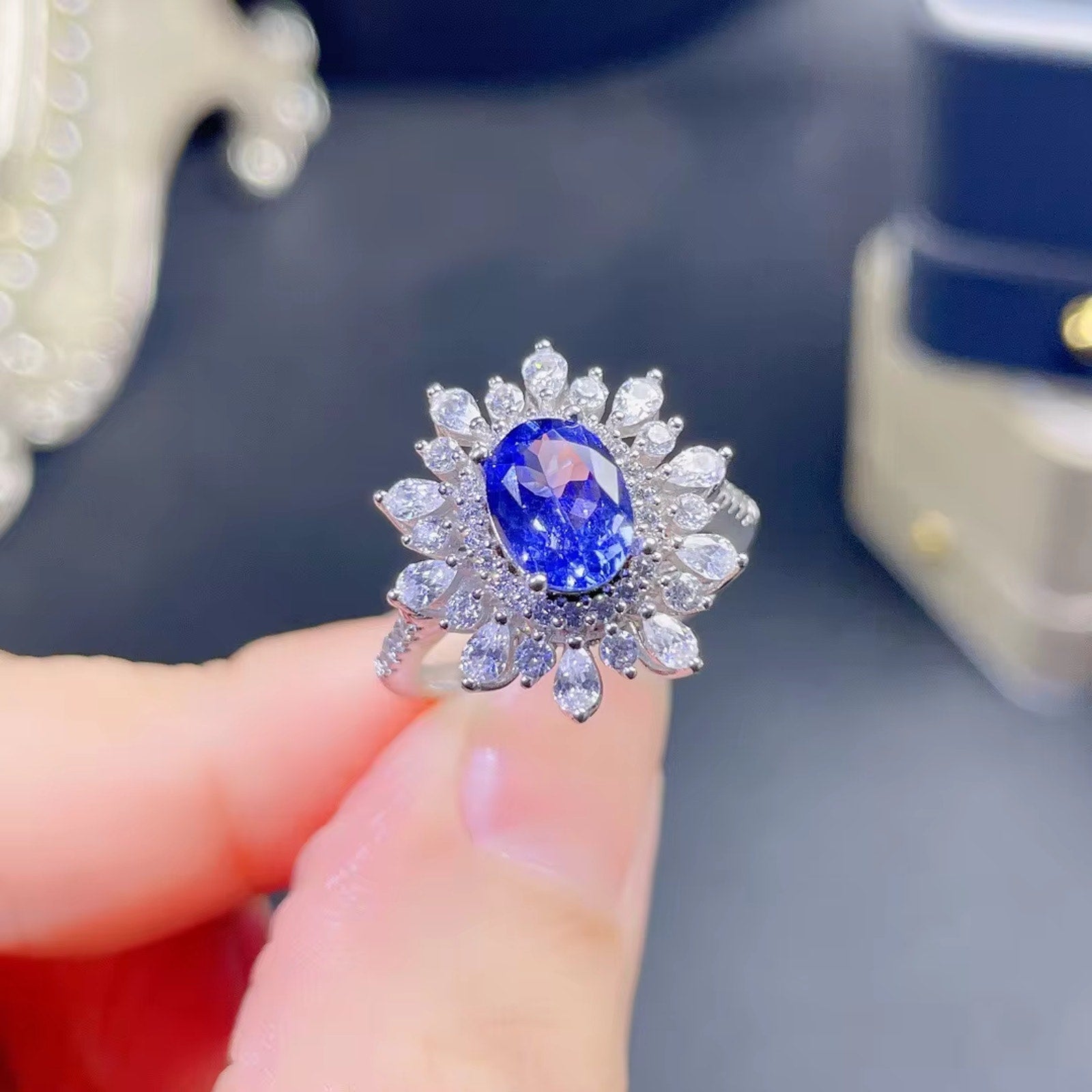 Tanzanite Ring, Natural Tanzanite Cluster Ring, Purple Tanzanite Ring 6x8mm