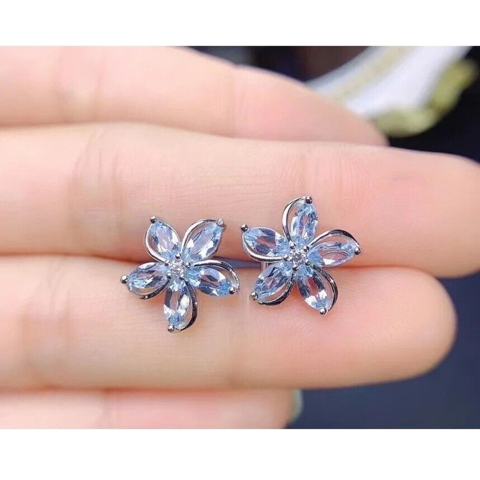 Aquamarine Cluster Stud Earrings, Natural Aquamarine Earrings Sterling Silver, Natural Aquamarine Stud Earrings, Aquamarine Earrings, Natural Aquamarine Gemstone Jewelry, Natural Aquamarine, VVS Grade Aquamarine, Women's Aquamarine Jewelry, Natural Aquamarine Jewelry, Gold Aquamarine Earrings, Sterling Silver Aquamarine Earrings, Women's Aquamarine Jewelry, Aquamarine Earrings, March Birthstone Aquamarine, Aquamarine Spiritual Properties, Aquamarine Gemstone Meaning, Aquamarine Gemstone Jewelry, Aquamarine 