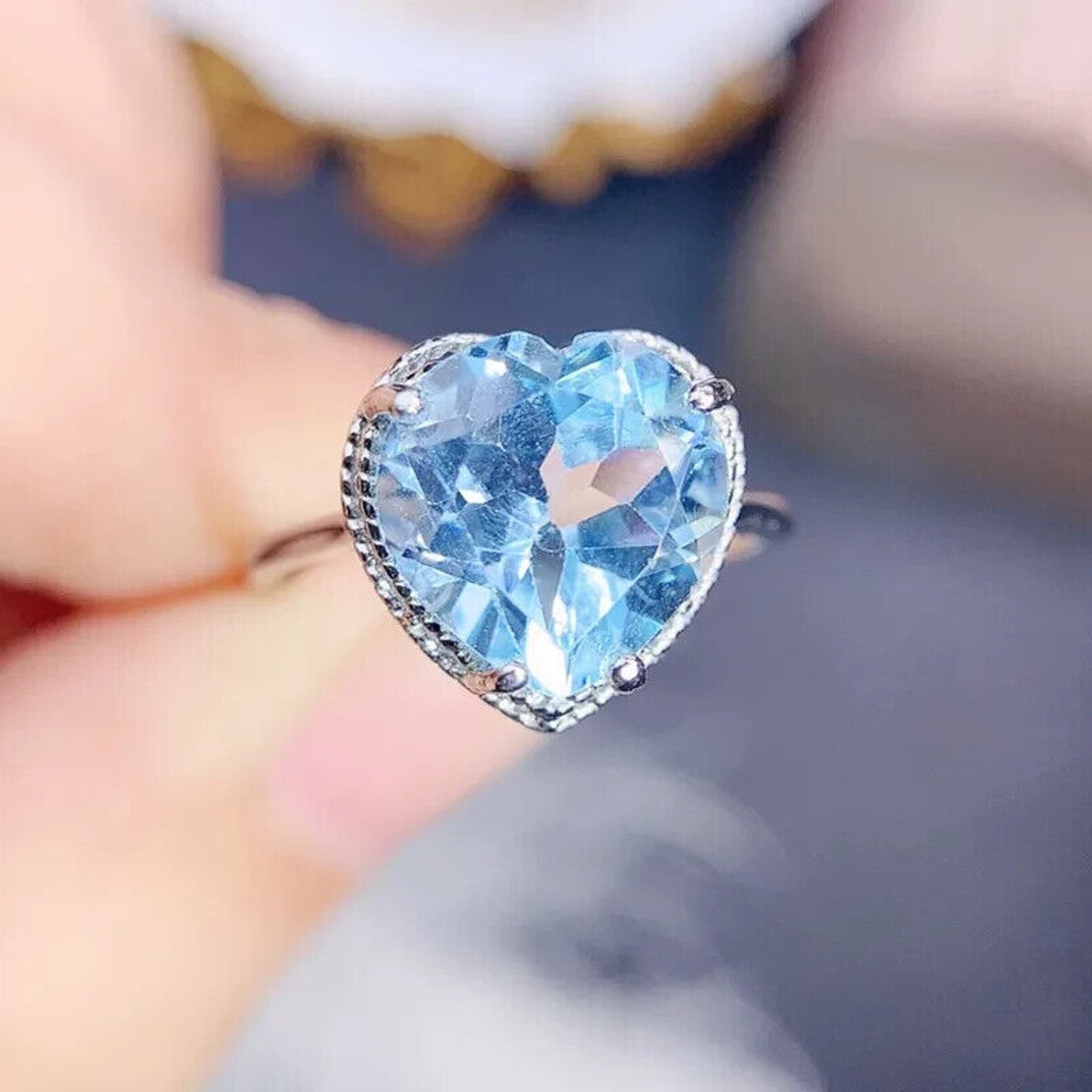 Swiss Blue Topaz Gemstone Heart Ring 7mm