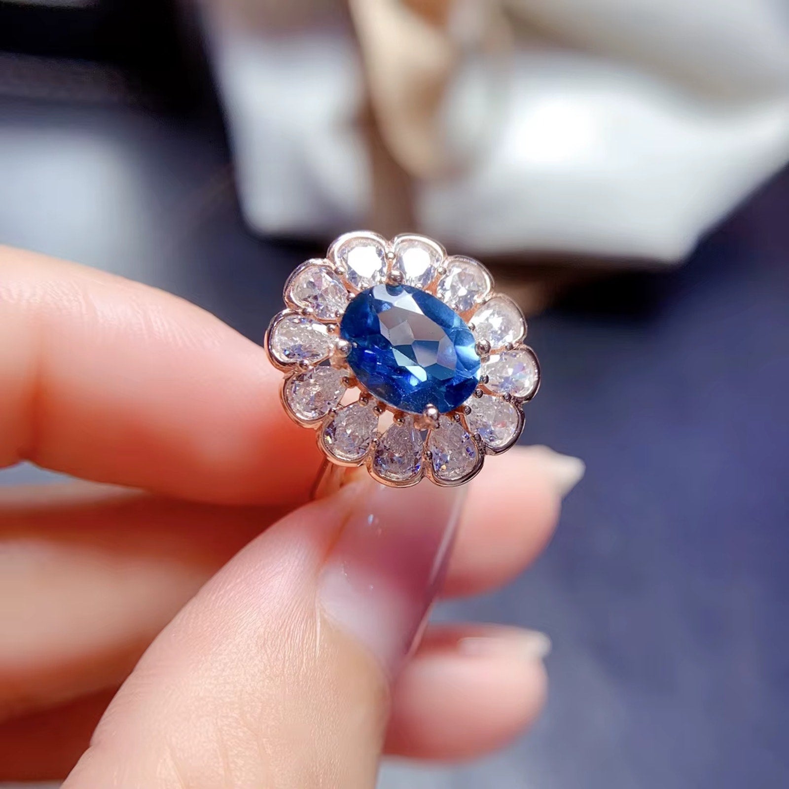 1.25 CT Oval Cut London Blue Topaz Halo Engagement Ring 925 Sterling Silver