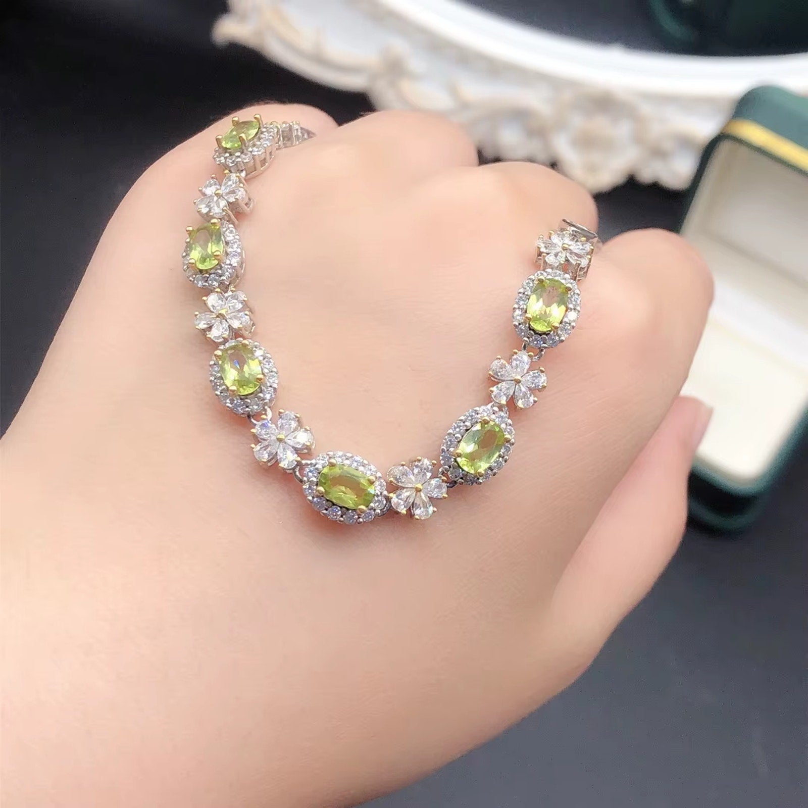 Natural Peridot August Birthstone Flower Bracelet 925 Sterling Silver 4x6mm