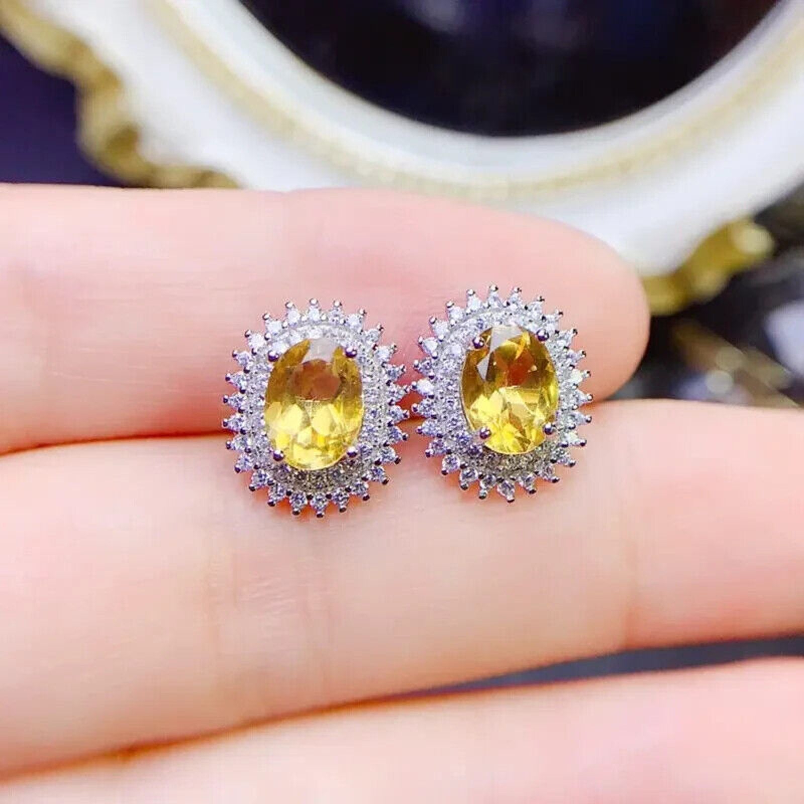 Natural Citrine Gemstone Earrings 6x8mm Oval Cut