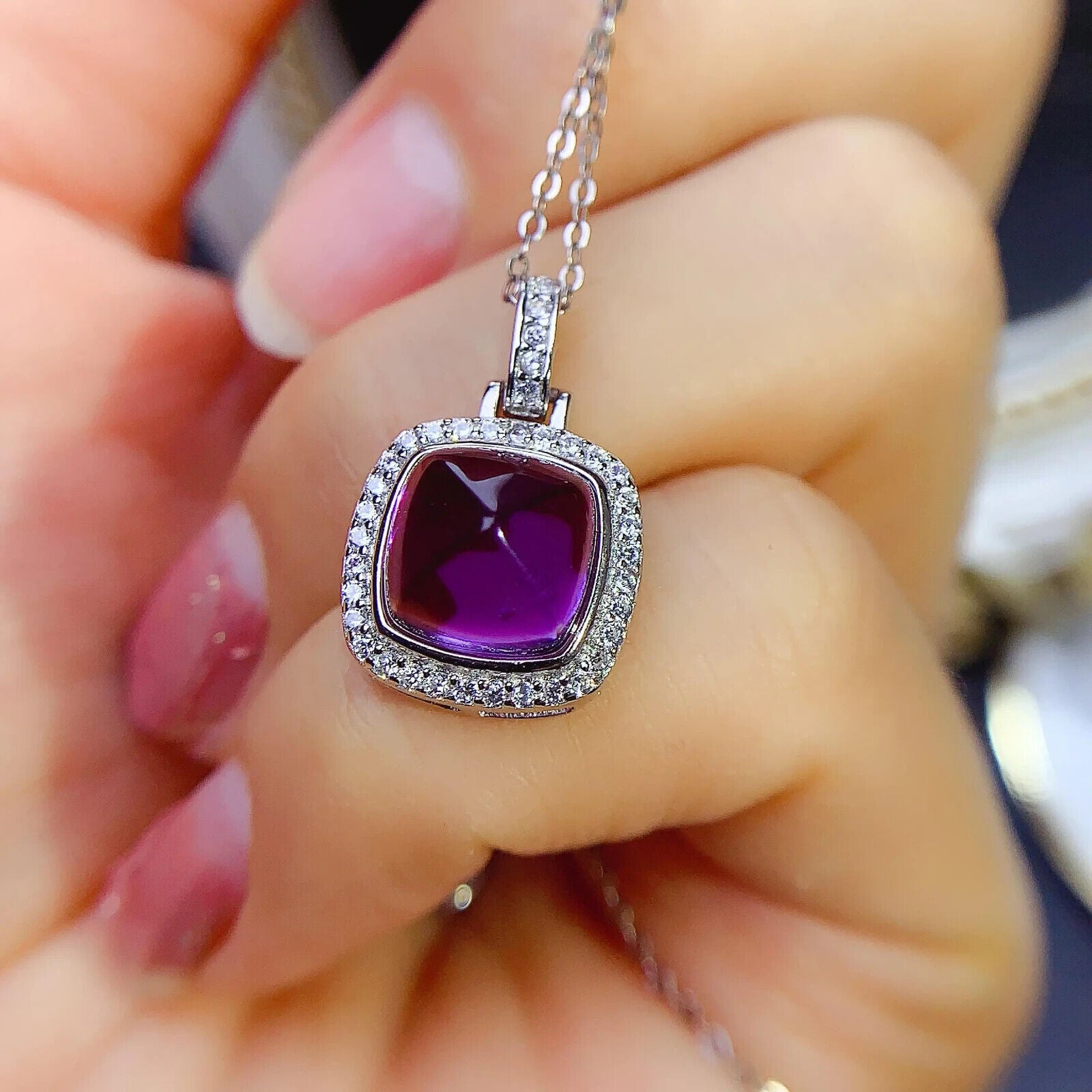 Women's Sugarloaf Amethyst Pendant Necklace, Natural Purple Amethyst Pendant