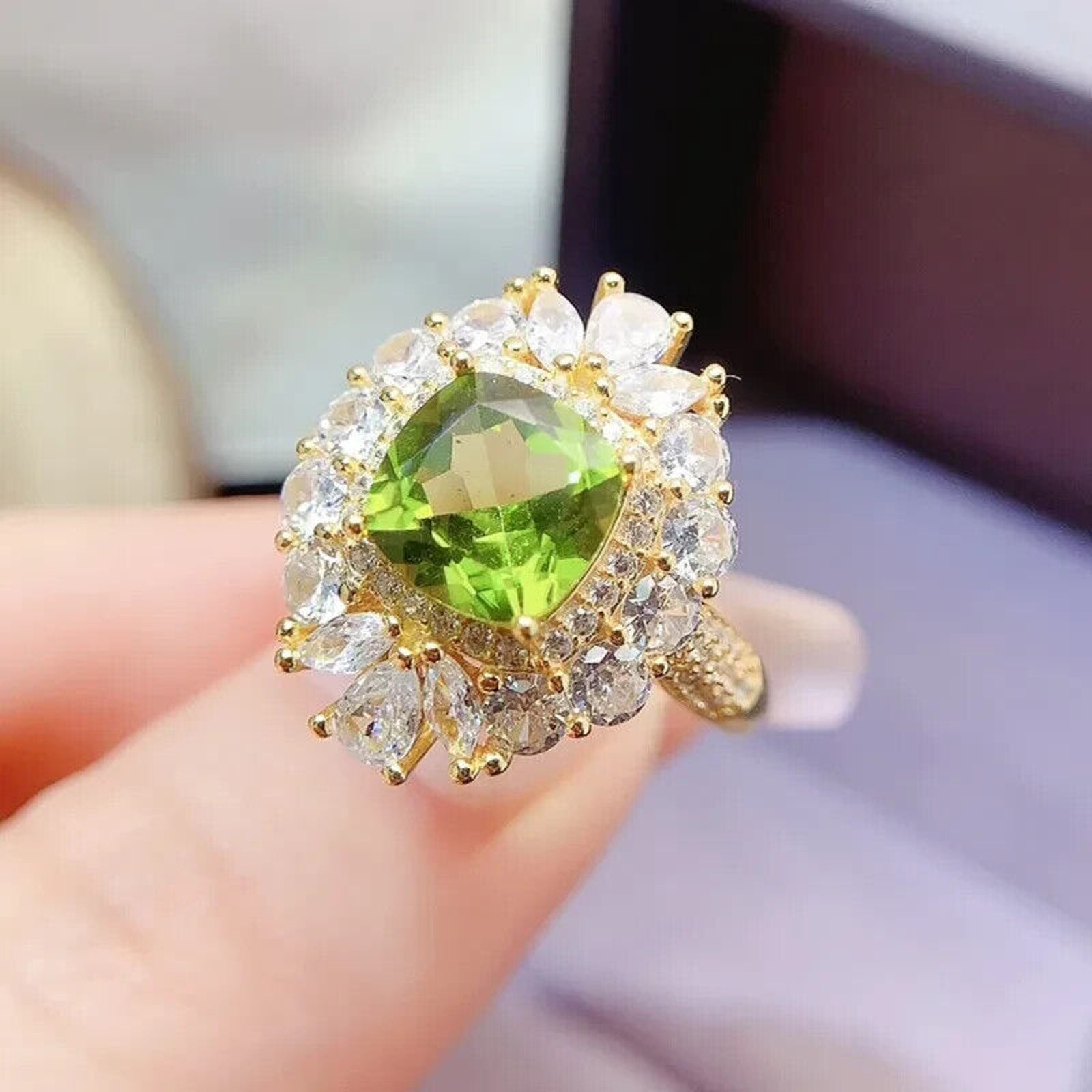 Natural Peridot Gemstone Crystal Cluster Ring 8mm