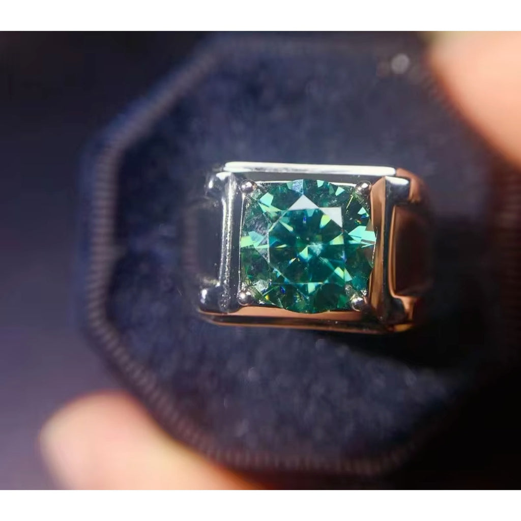 2CT VVS1 Men's Green Moissanite Ring, Round Brilliant Cut Moissanite Ring's