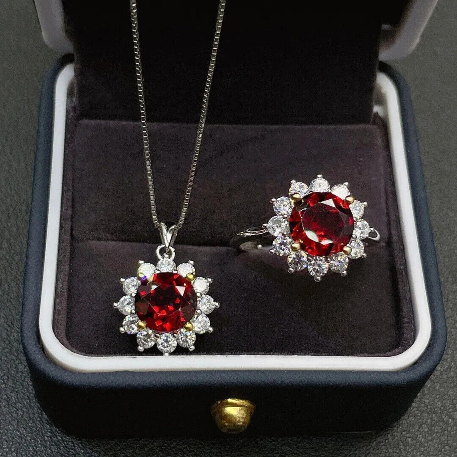 Women's Red Garnet Jewelry Set, Natural Red Garnet Necklace and Pendant Set