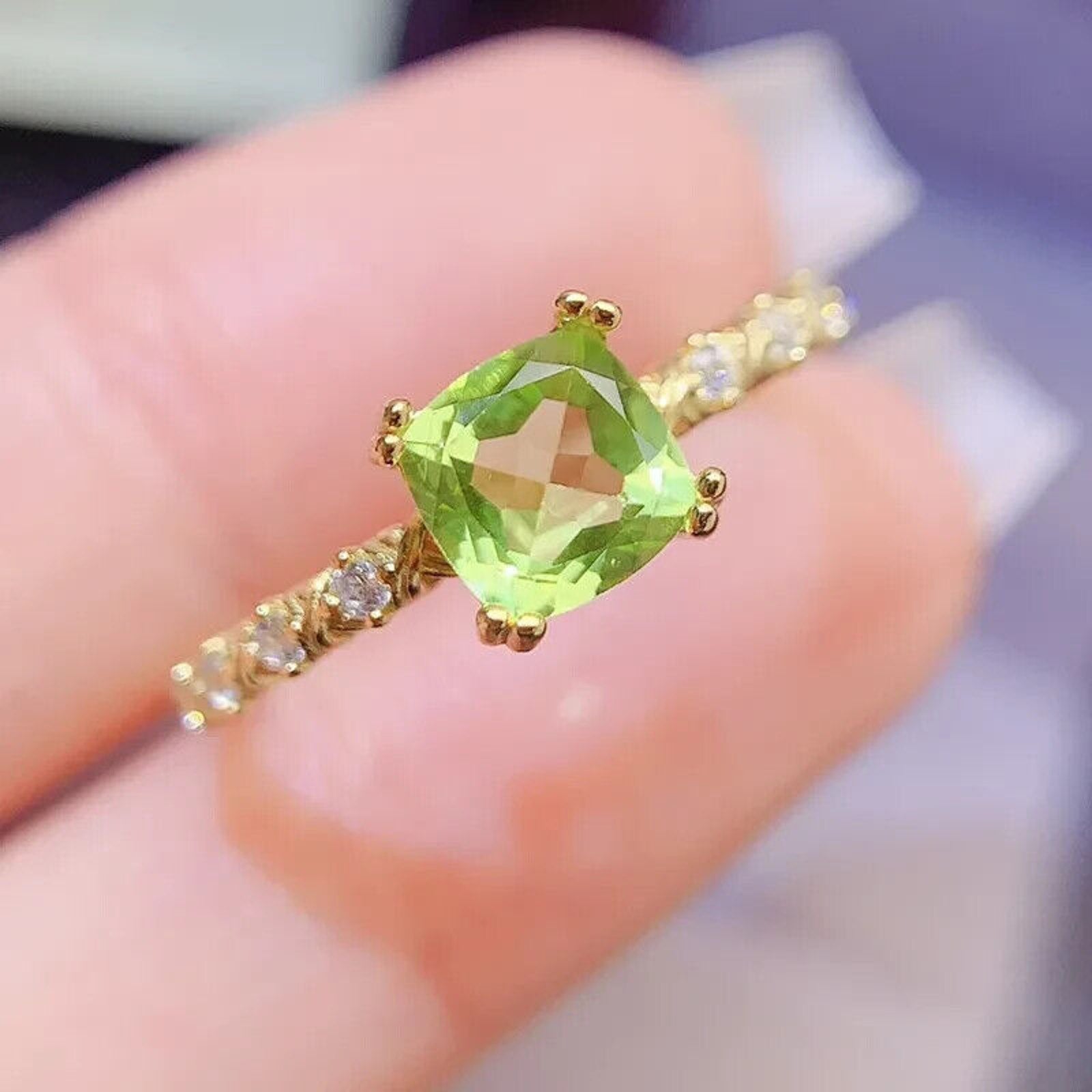 Natural Peridot Cushion Cut Gemstone Ring 6mm, August Birthstone Peridot Ring