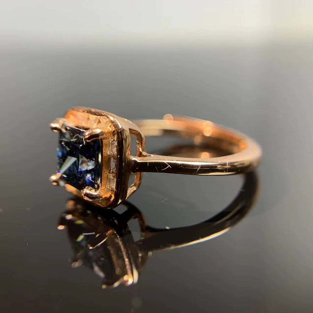 VVS1 1CT Asscher Cut Gray Moissanite Ring 5.5mm