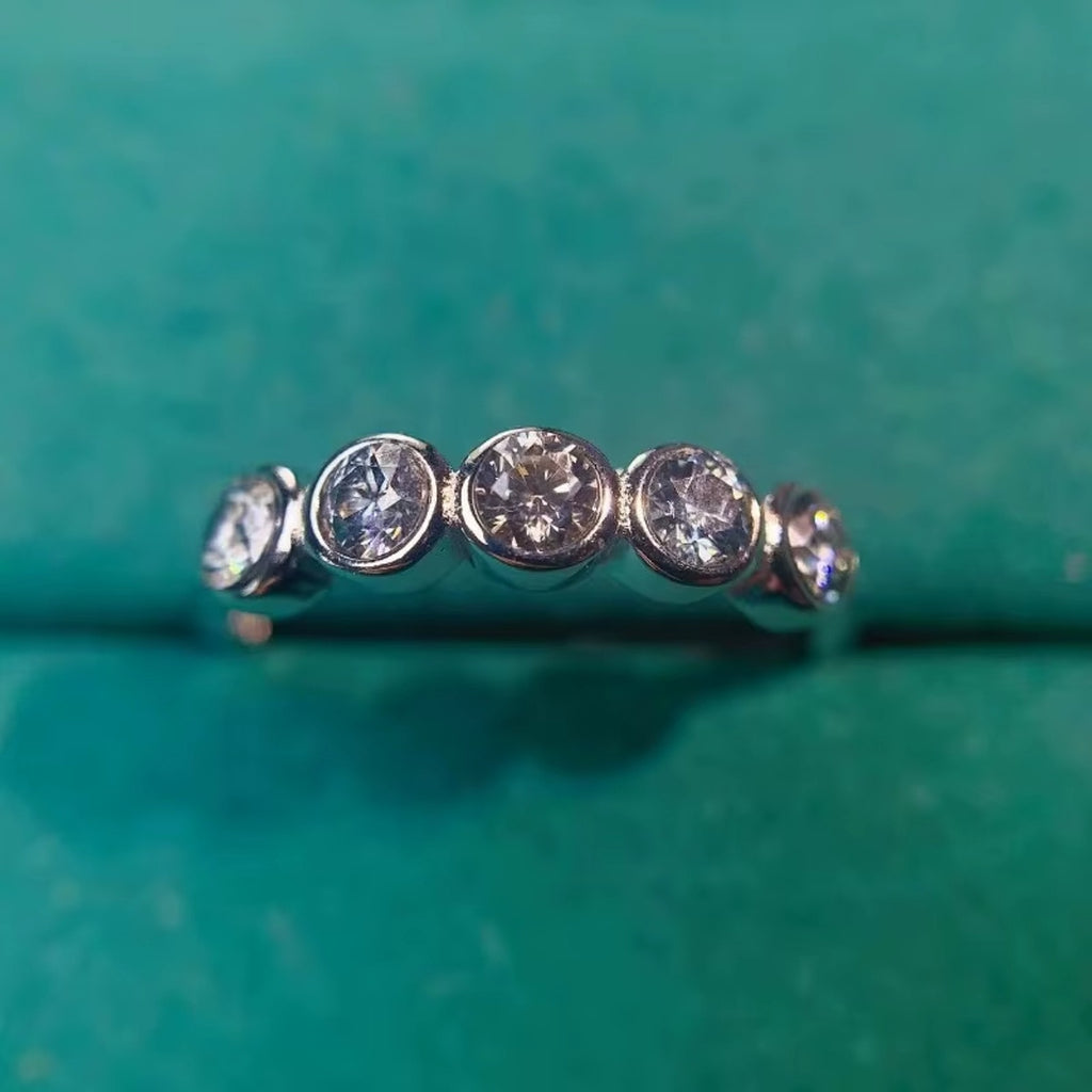 VVS1 Gray Moissanite Ring Bezel Setting 925 Sterling Silver Moissanite Ring