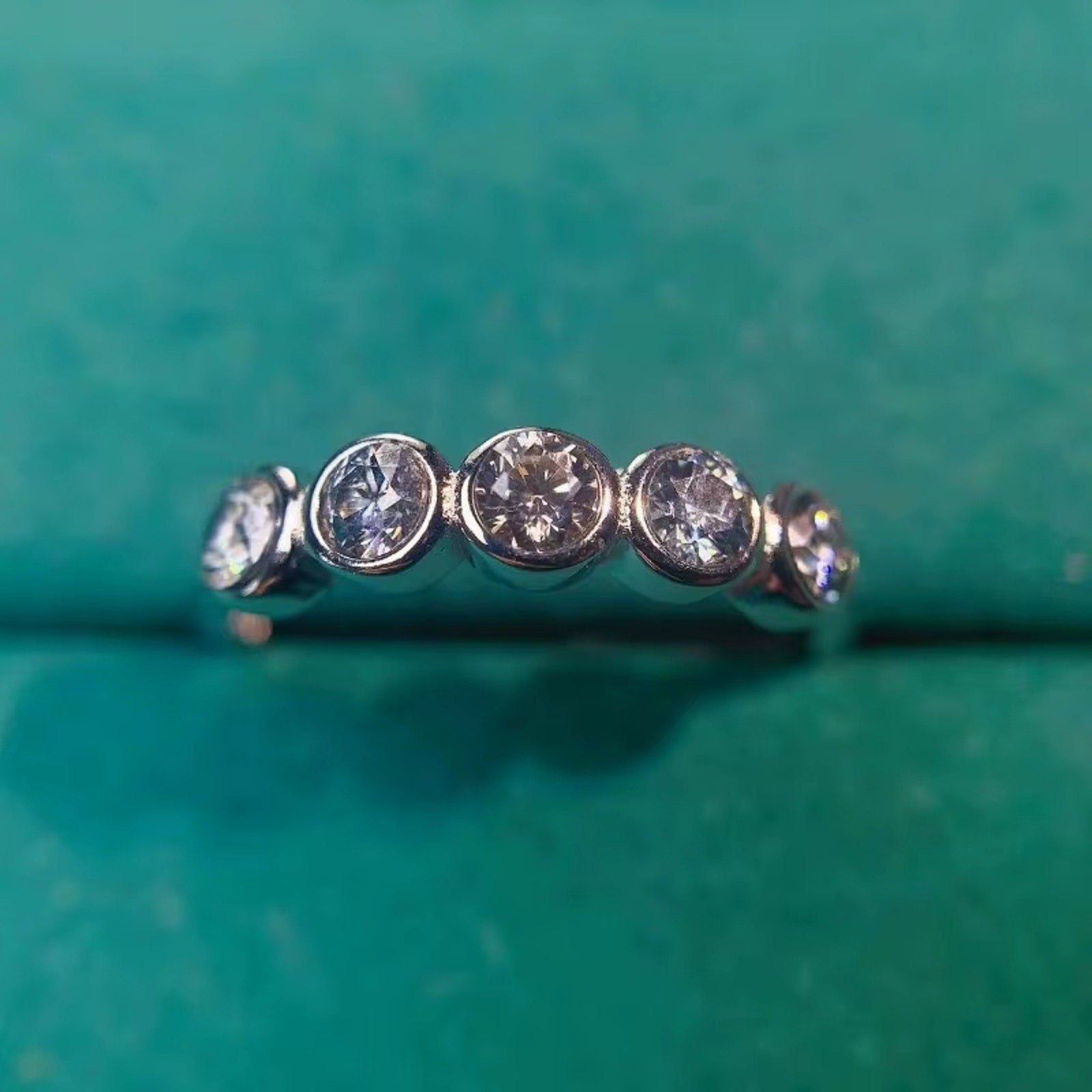 VVS1 Gray Moissanite Ring Bezel Setting 925 Sterling Silver Moissanite Ring