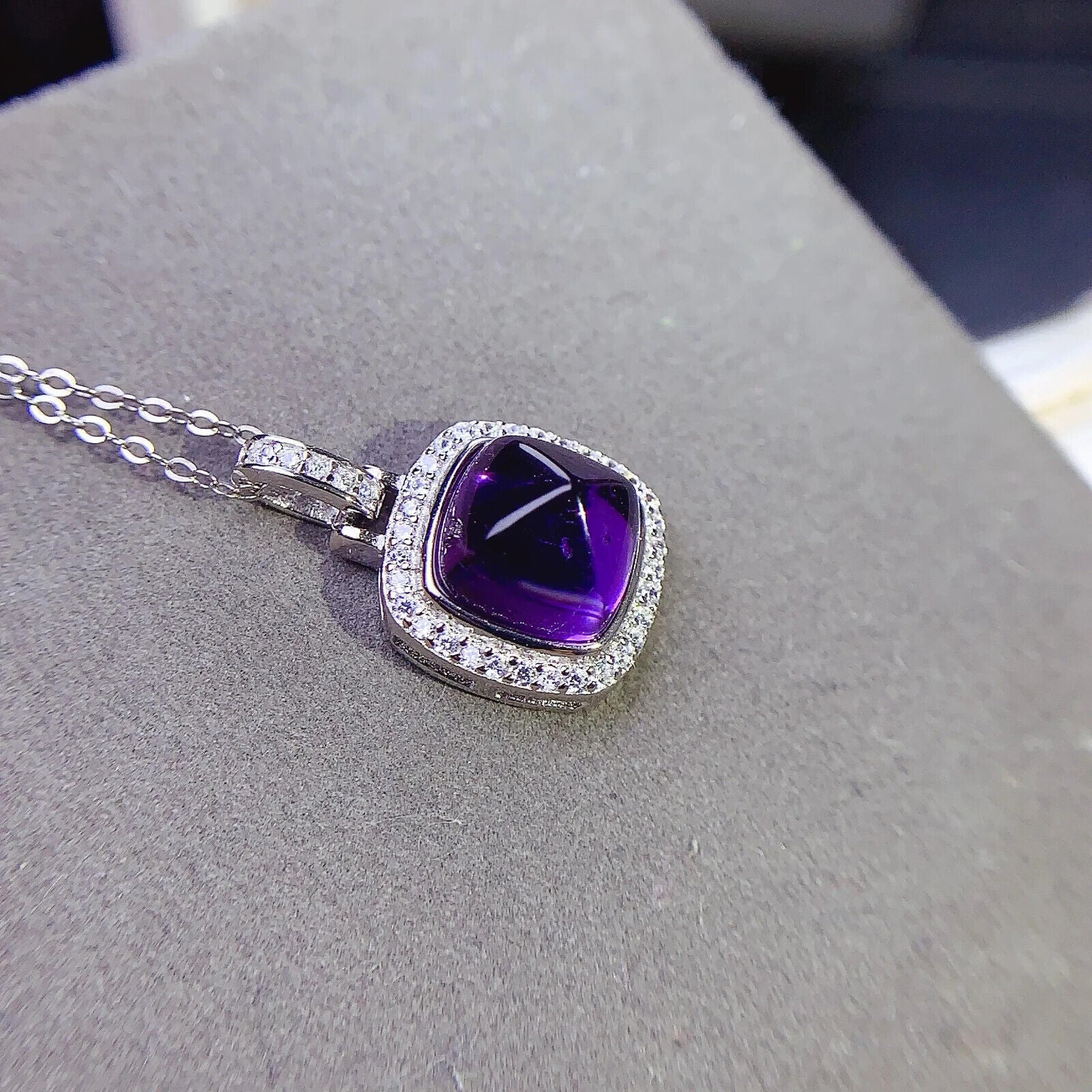 Women's Sugarloaf Amethyst Pendant Necklace, Natural Purple Amethyst Pendant