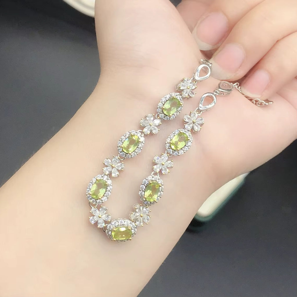 Natural Peridot August Birthstone Flower Bracelet 925 Sterling Silver 4x6mm