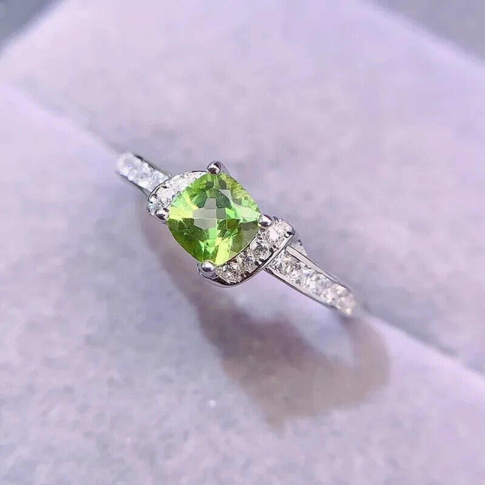 Natural Peridot Cushion Cut Gemstone Ring 5mm