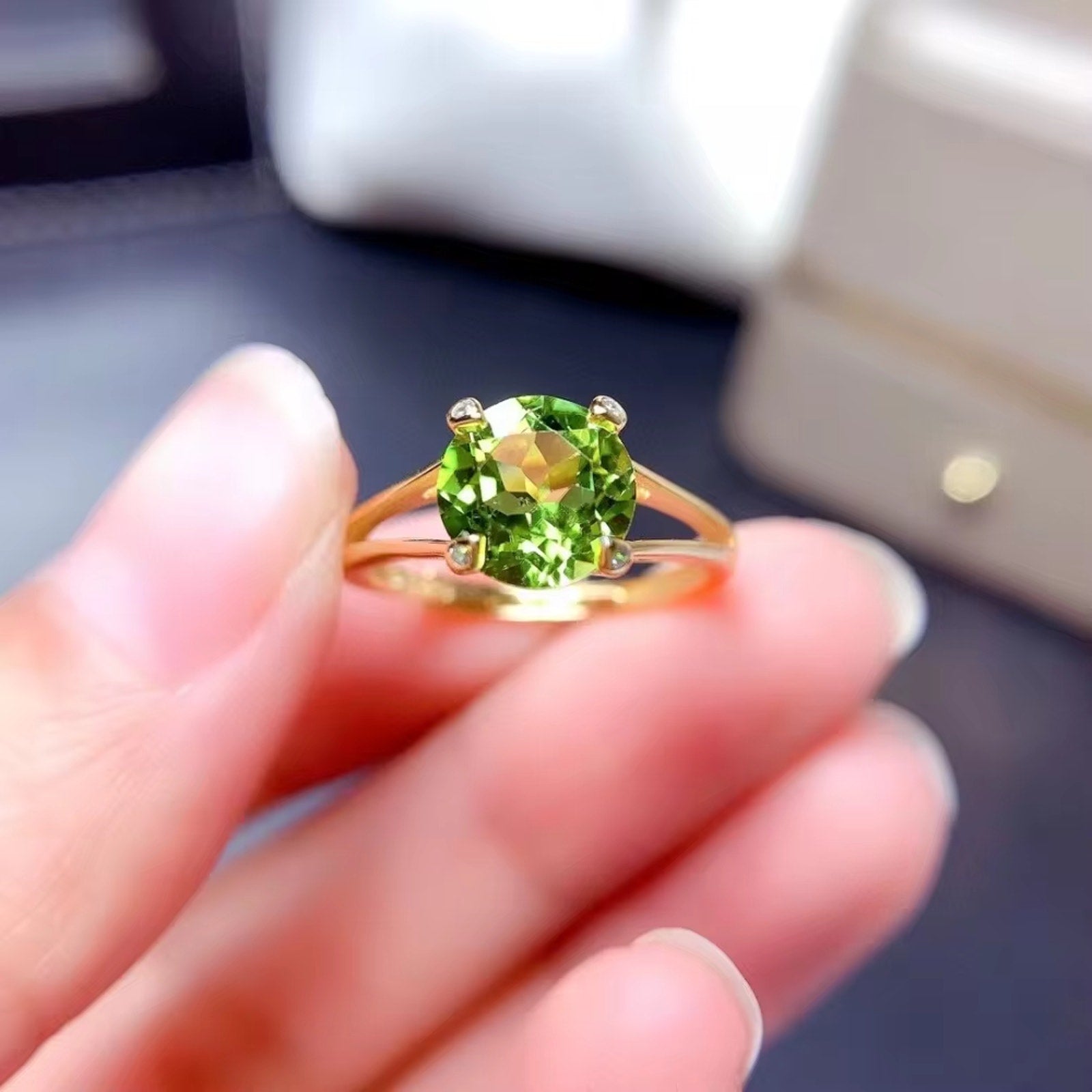Natural Peridot Ring, August Birthstone Peridot Ring 925 Sterling Silver 8mm