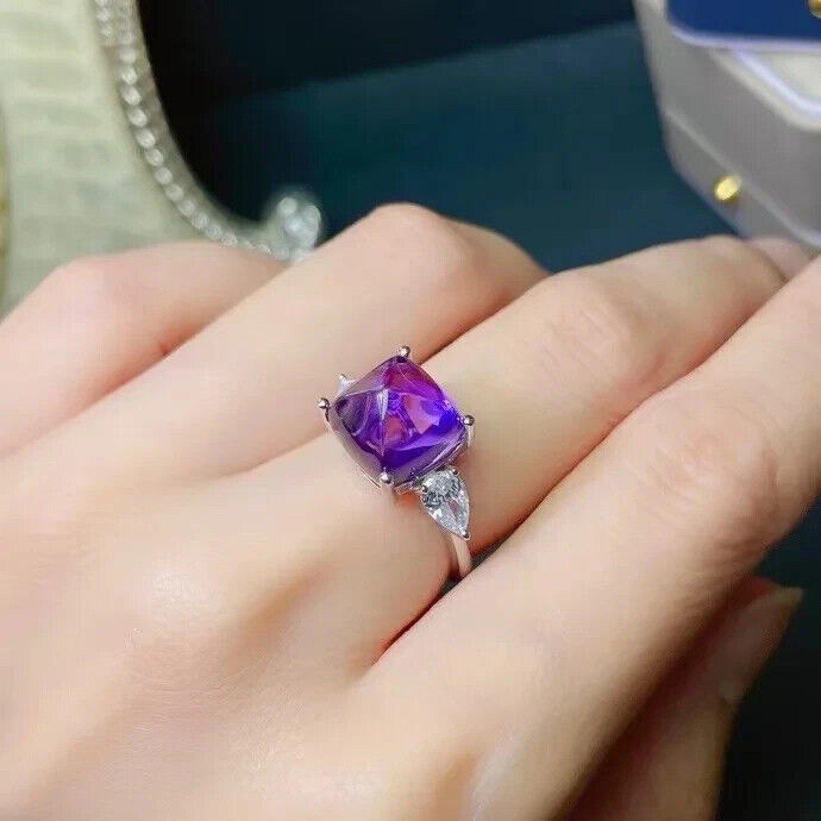 Natural Sugarloaf Cut Purple Amethyst Gemstone Ring, Amethyst Sugarloaf Ring