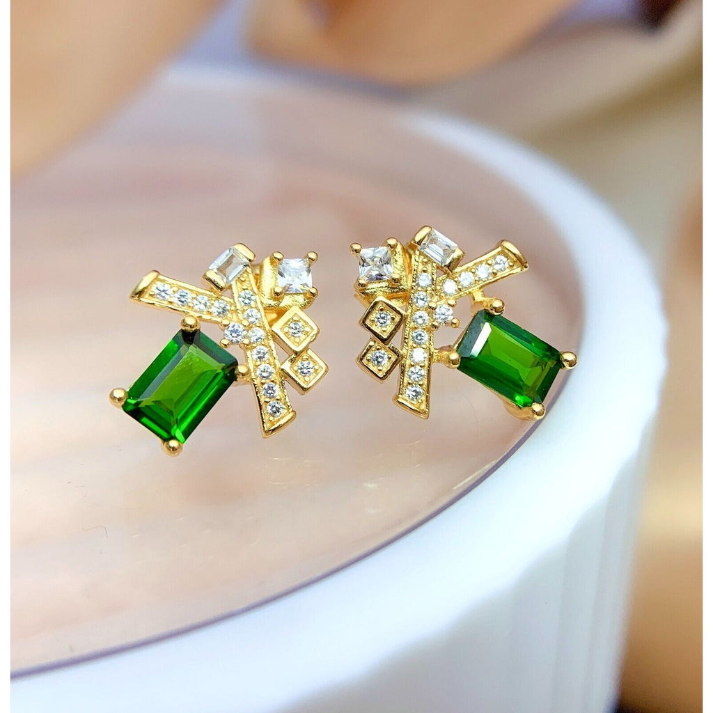 Natural Chrome Diopside Stud Earrings VVS Grade 925 Sterling Silver 4x6mm